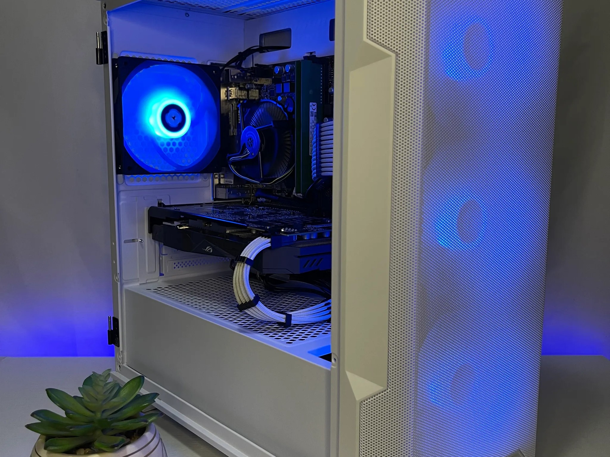 ❄️Frost Budget Gaming PC | i5-6500 | RX 570 | 16GB RAM | 512GB SSD/1TB HDD❄️