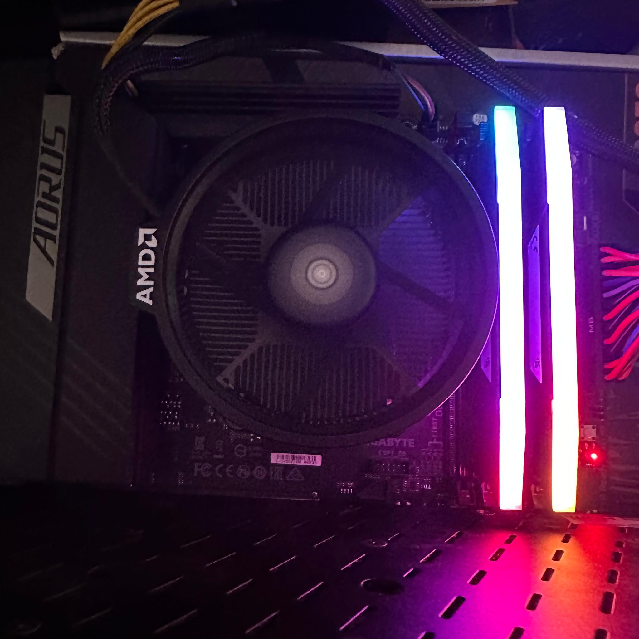 B650M Gigabyte Aorus Elite AX AMD Ryzen 9700x Combo