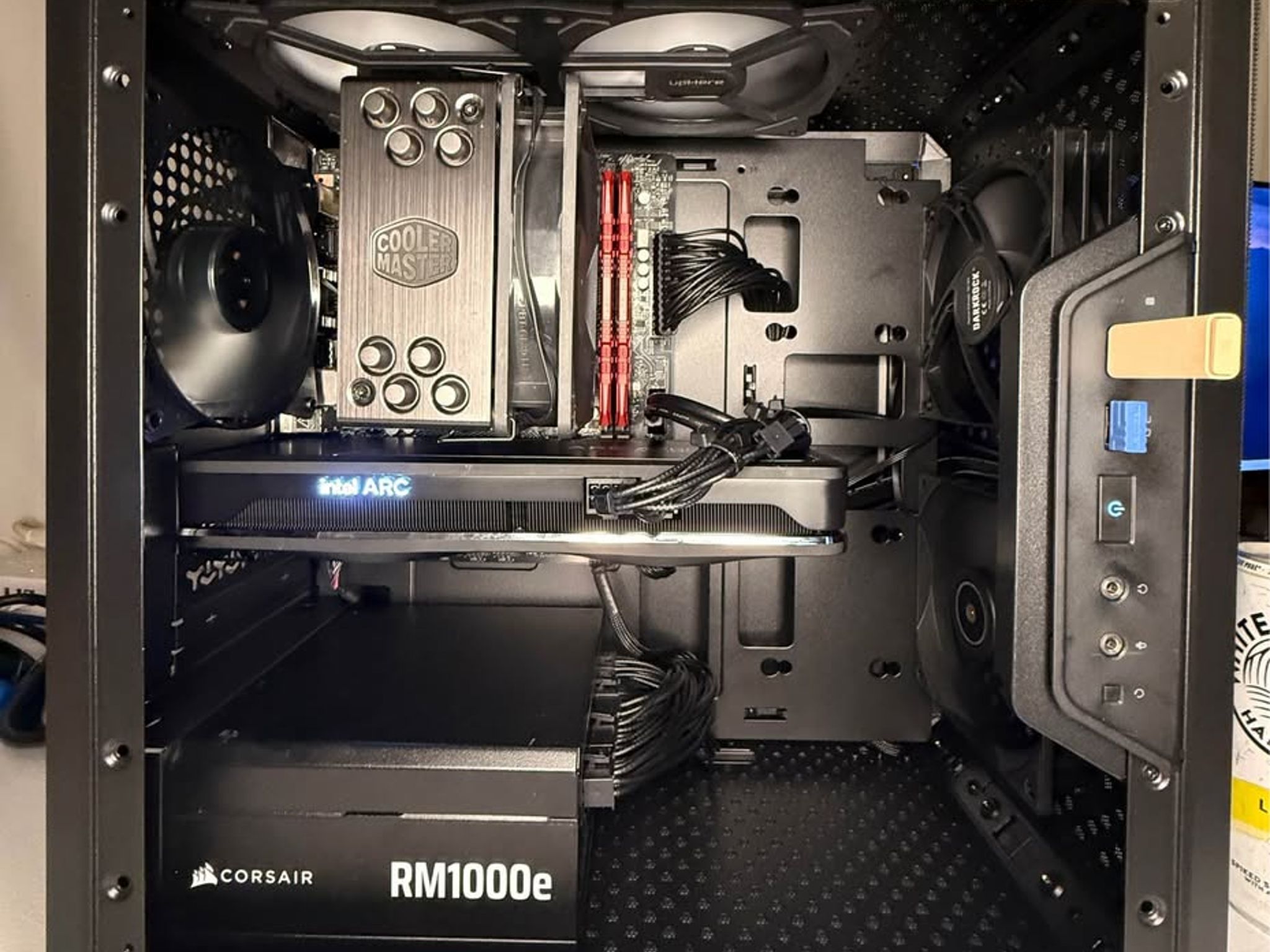 Gaming PC: Ryzen 5 3600XT, Intel ARC A750 8GB, 16GB RAM, 500GB SSD NVME