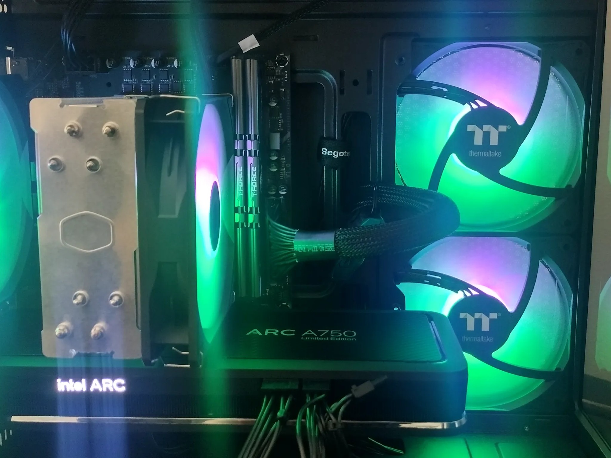 Budget Gaming PC, Limited Edition INTEL ARC A750, Intel i5 12400F, 16 GB RAM, 1 TB, Wifi, Bluetooth