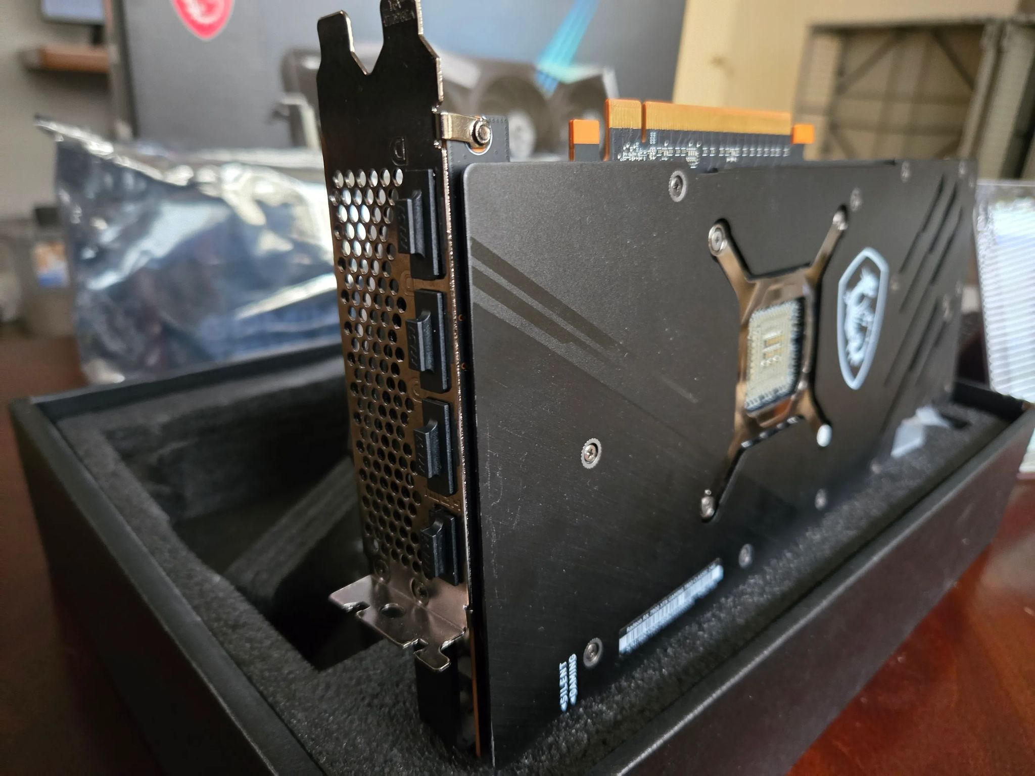 RX7900 XTX GAMING TRIO CLASSIC 24G **FAST SHIPPING**