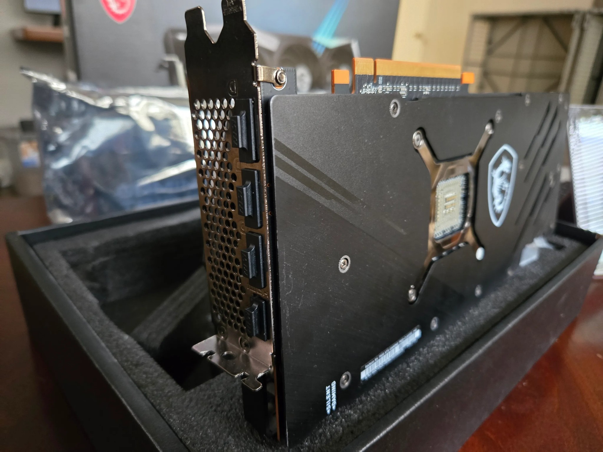 RX7900 XTX GAMING TRIO CLASSIC 24G **FAST SHIPPING**