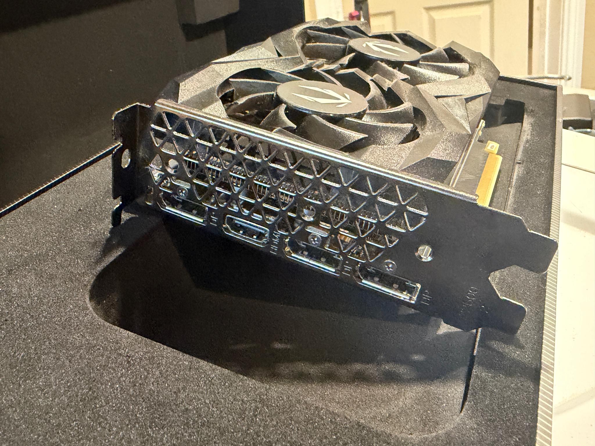 Zotac GAMING AMP GeForce GTX 1660 SUPER