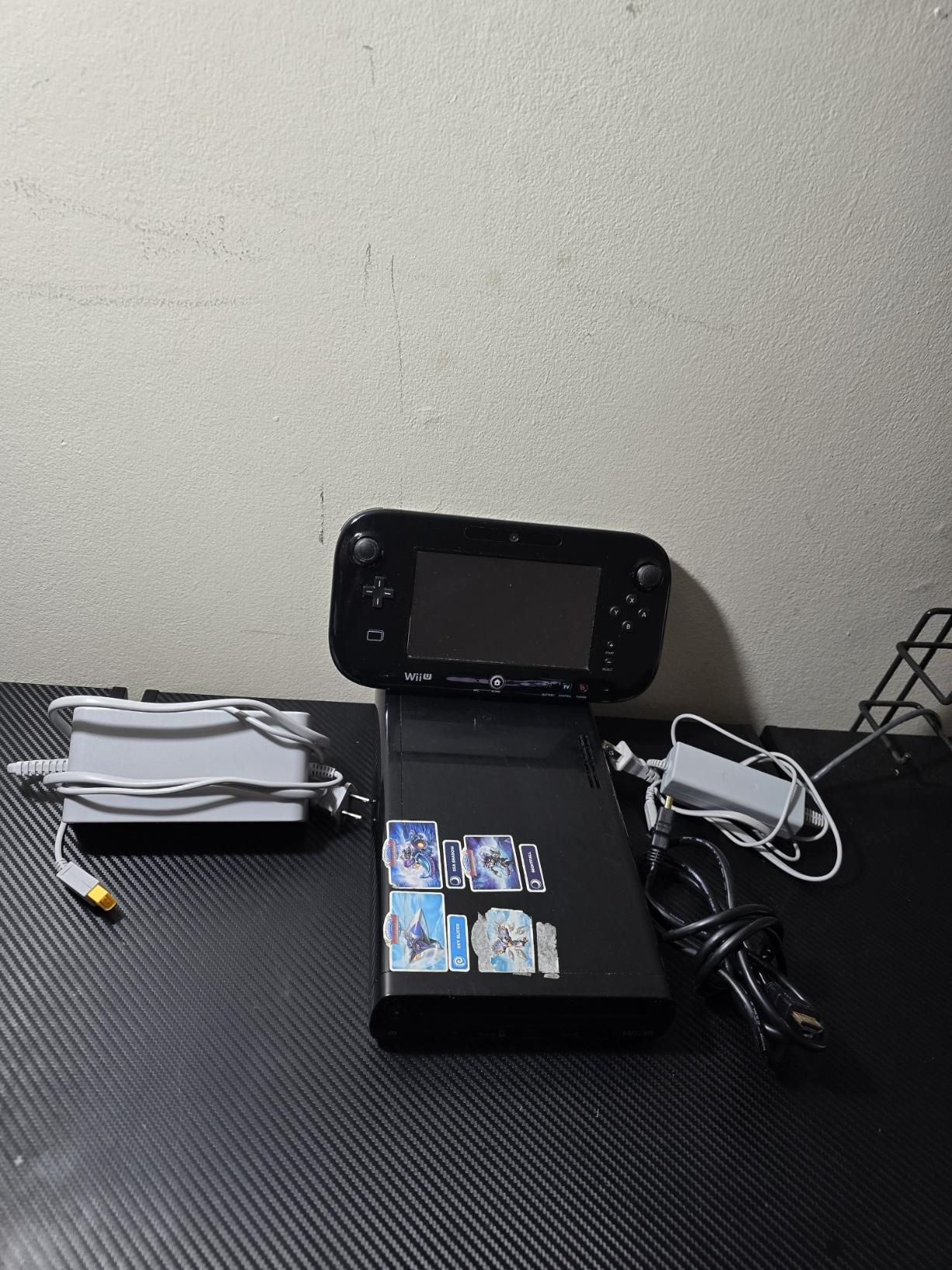 Nintendo Wii U (Black) w/Custom Firmware + Games