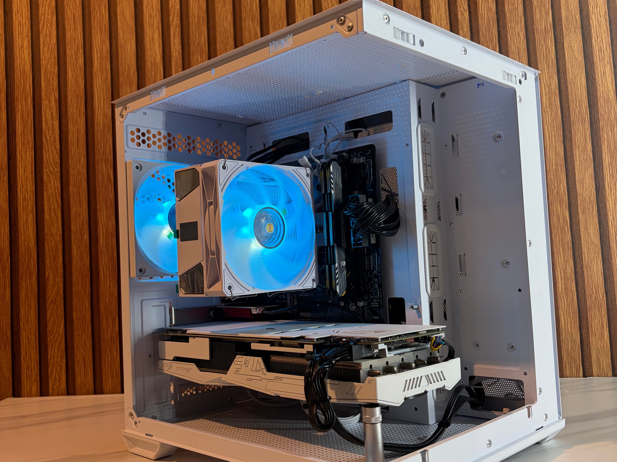 RTX 2060 SUPER | RYZEN 5 3600 | 16GB DDR4 | 500GB SSD | 550W