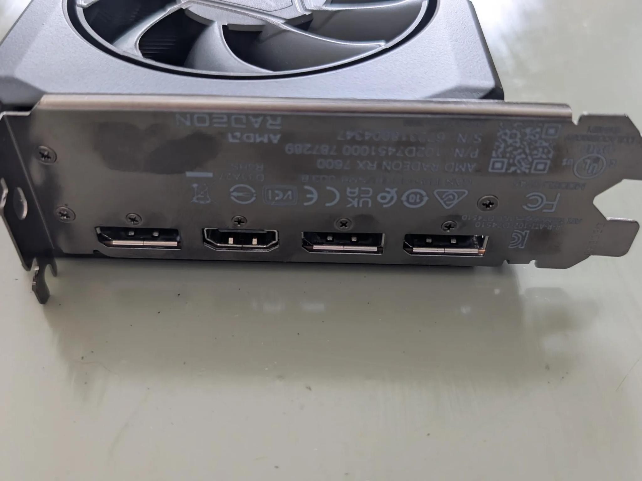 AMD Radeon RX 7600