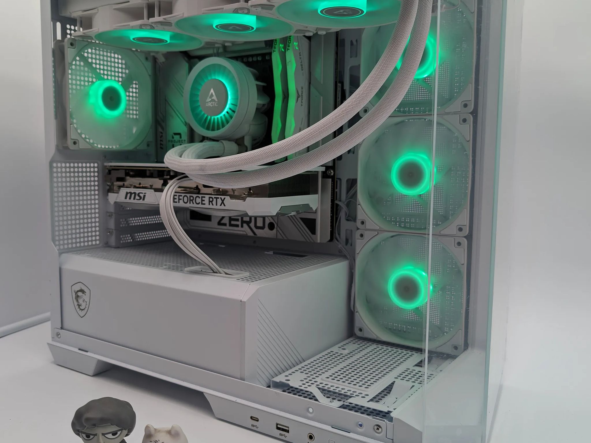 🟩 EMERALD ZERO 🟩 MSI Project Zero - AMD Ryzen 7600x - NVIDIA 4070 Ti Super - 32GB DDR5 - 1TB - 4k