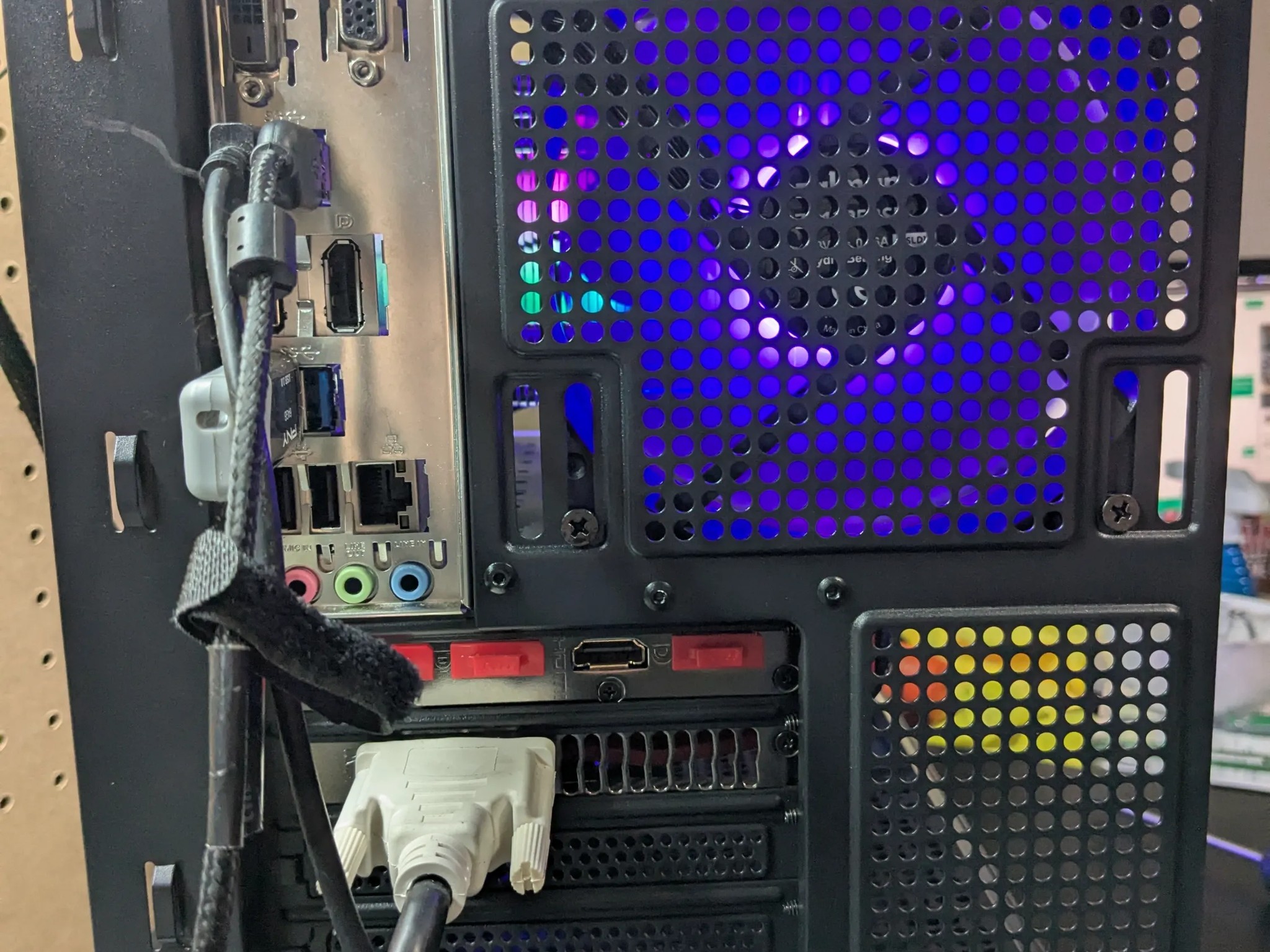 140 FPS Fortnite | 180 Day Warranty | i7-6700, 16GB RAM, GTX 980 Ti 6GB, 500GB SSD, Win11