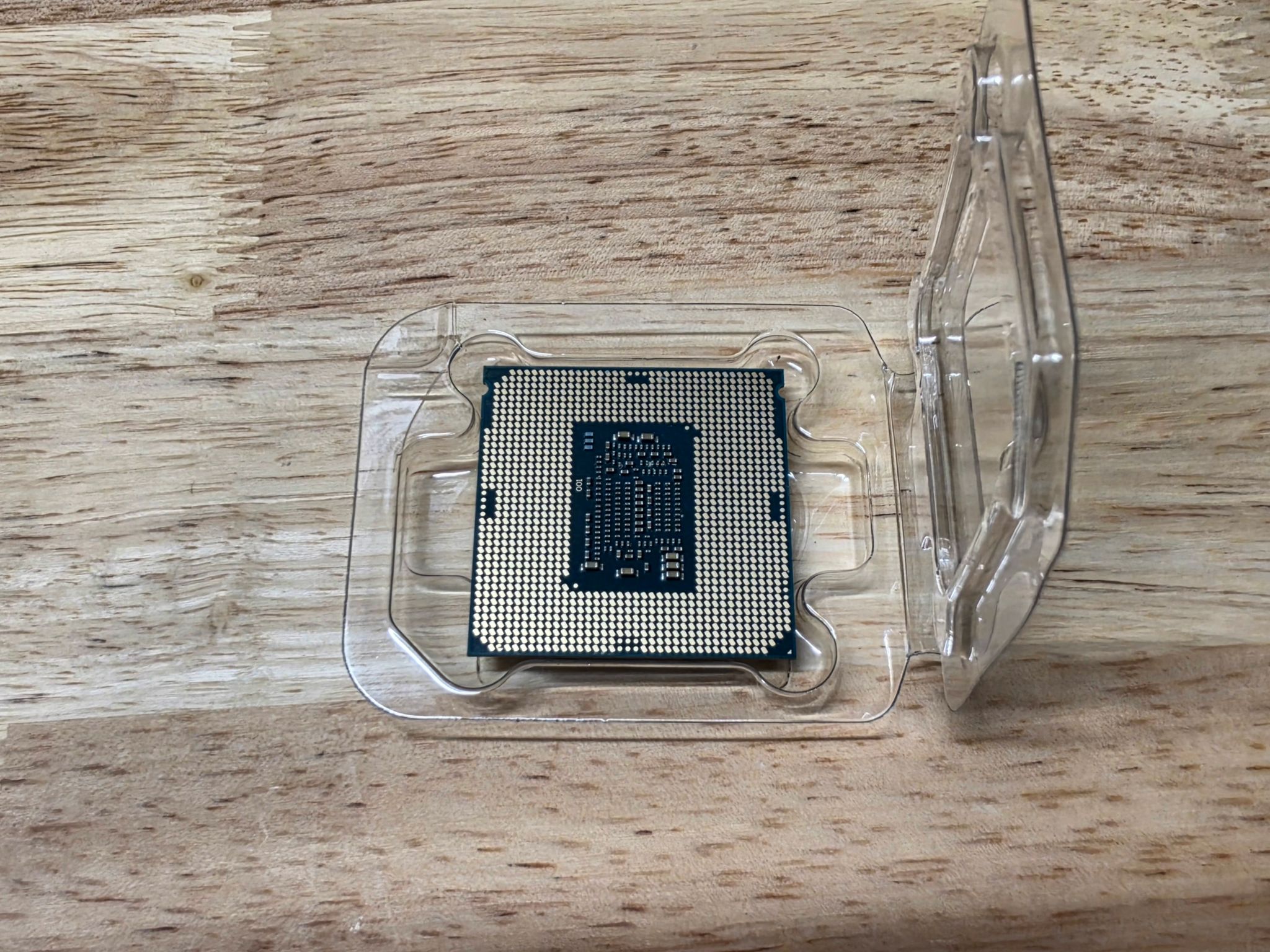 Intel i7-7700K + MSI Z270 Gaming M7 + 16GB DDR4 Combo