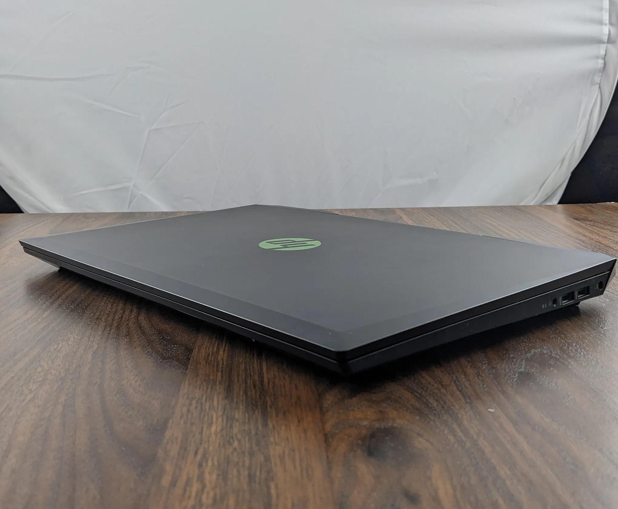 HP Pavilion Gaming GTX 1650, i5-9300H, 12GB DDR4, 256GB NVMe, 1TB HDD