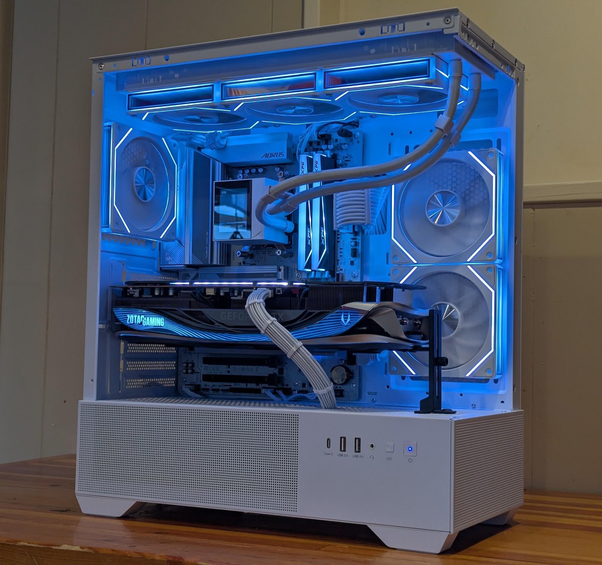❄️ Ryzen 7 7800X3D + RTX 4080 | 1440p Gaming Beast | White RGB Build