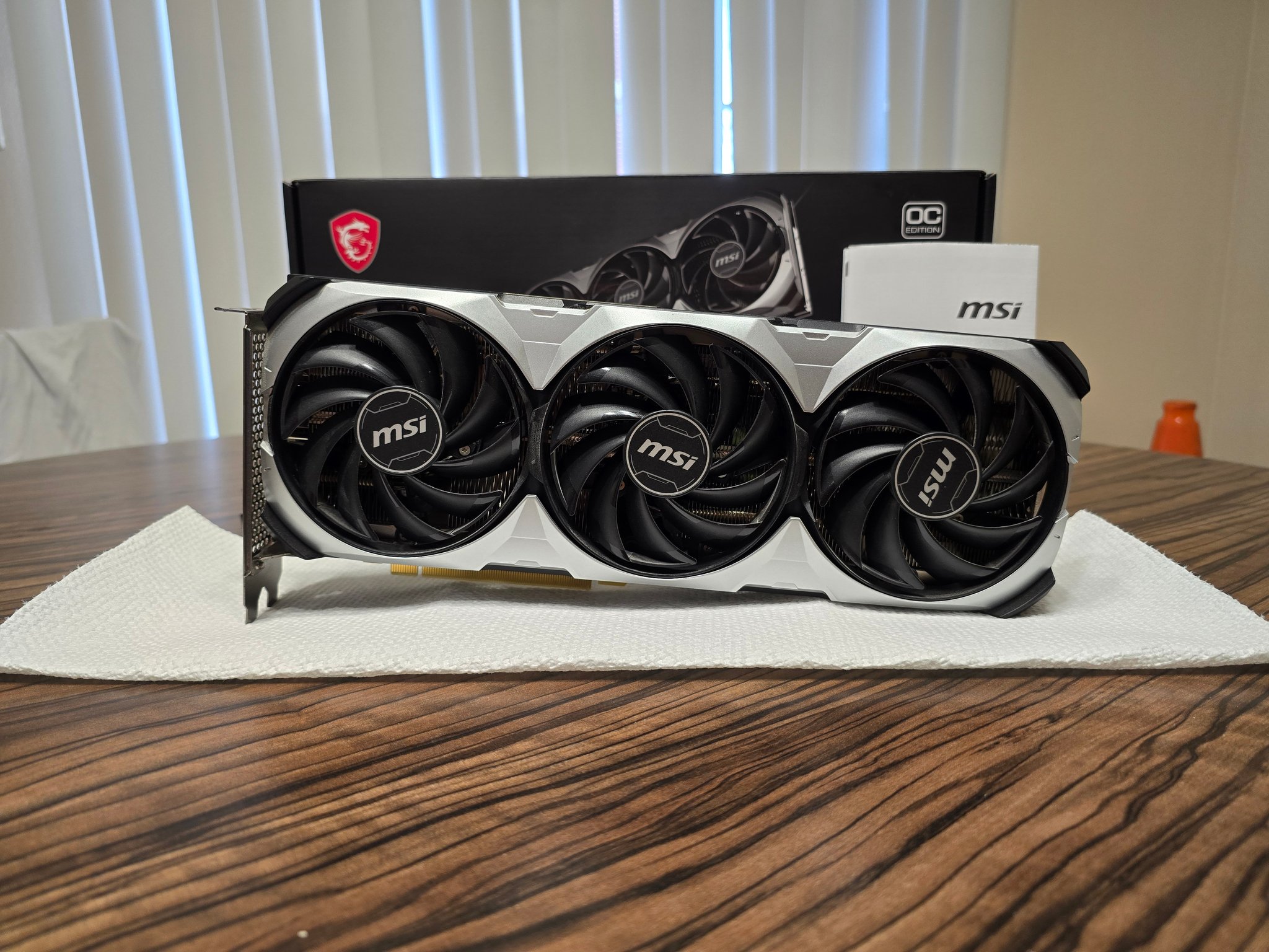 MSI GeForce RTX™ 4070 SUPER 12G VENTUS 3X OC