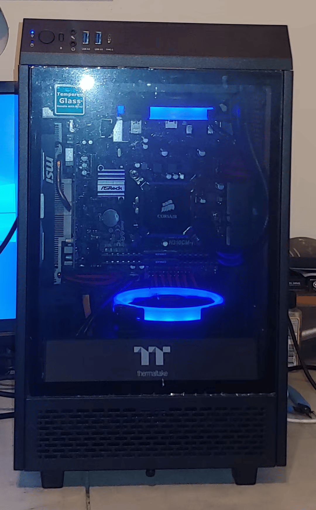 Mini ITX GTX 1650 256SSD 2TB HD Water Cooled Thermaltake Tower 100