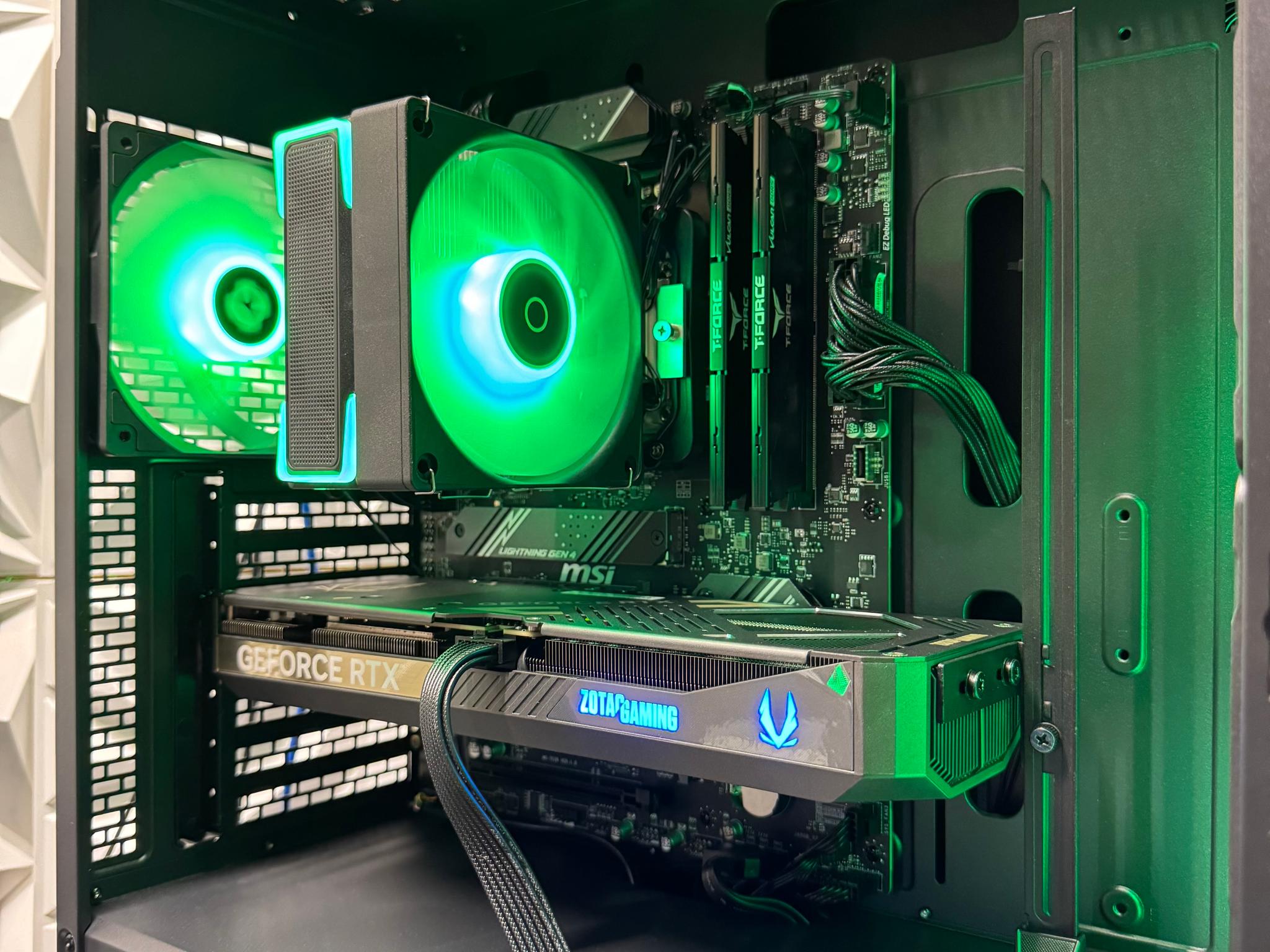 RTX 5070 / Ryzen 7 7700x / 32GB DDR5 / 1TB SSD / Gaming / Streaming / Creator / New With warranty