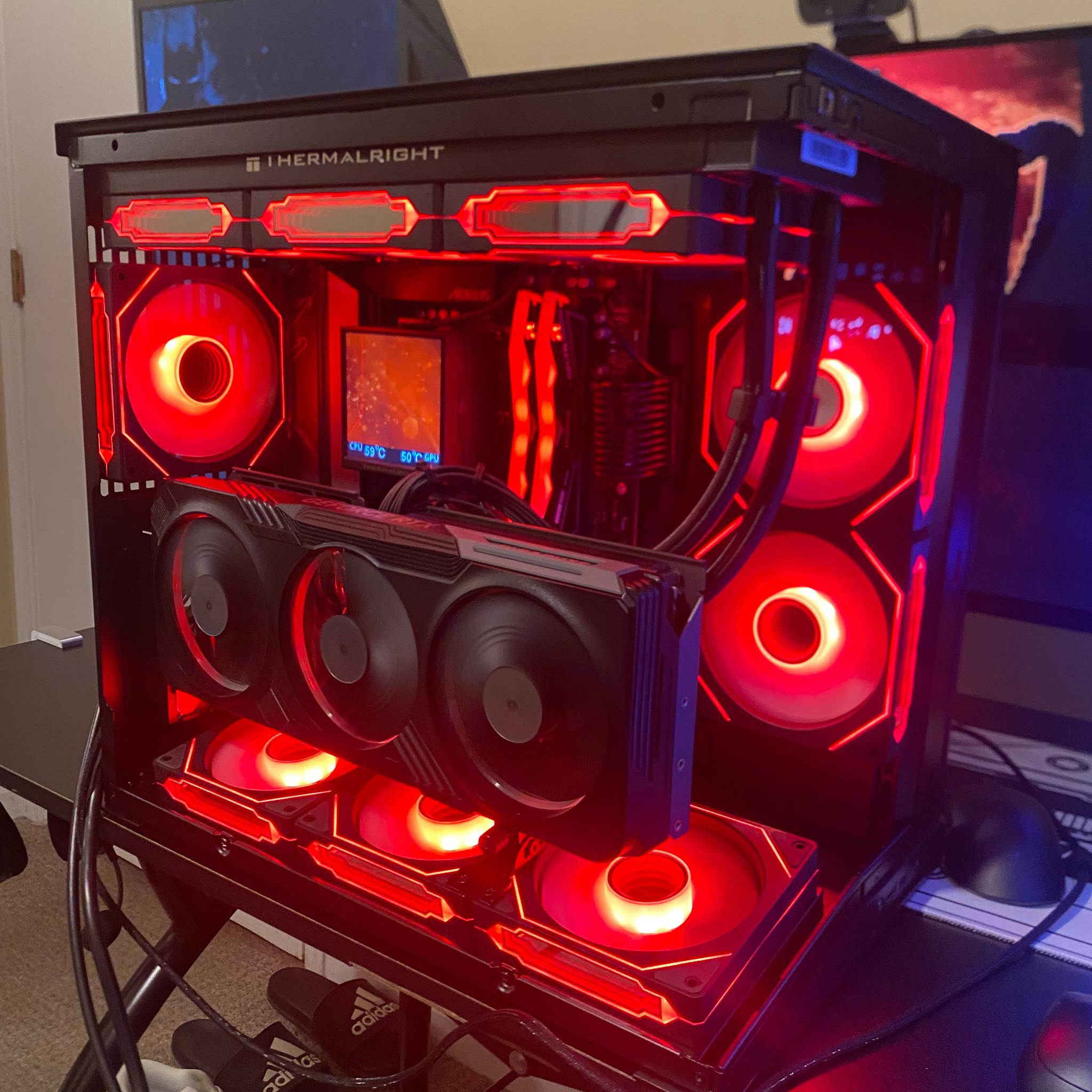 LITTLE TITAN GAMING PC | AMD RYZEN 7 7800X3D | NVIDIA RTX 4070 Ti | 32GB DDR5 | 1TB