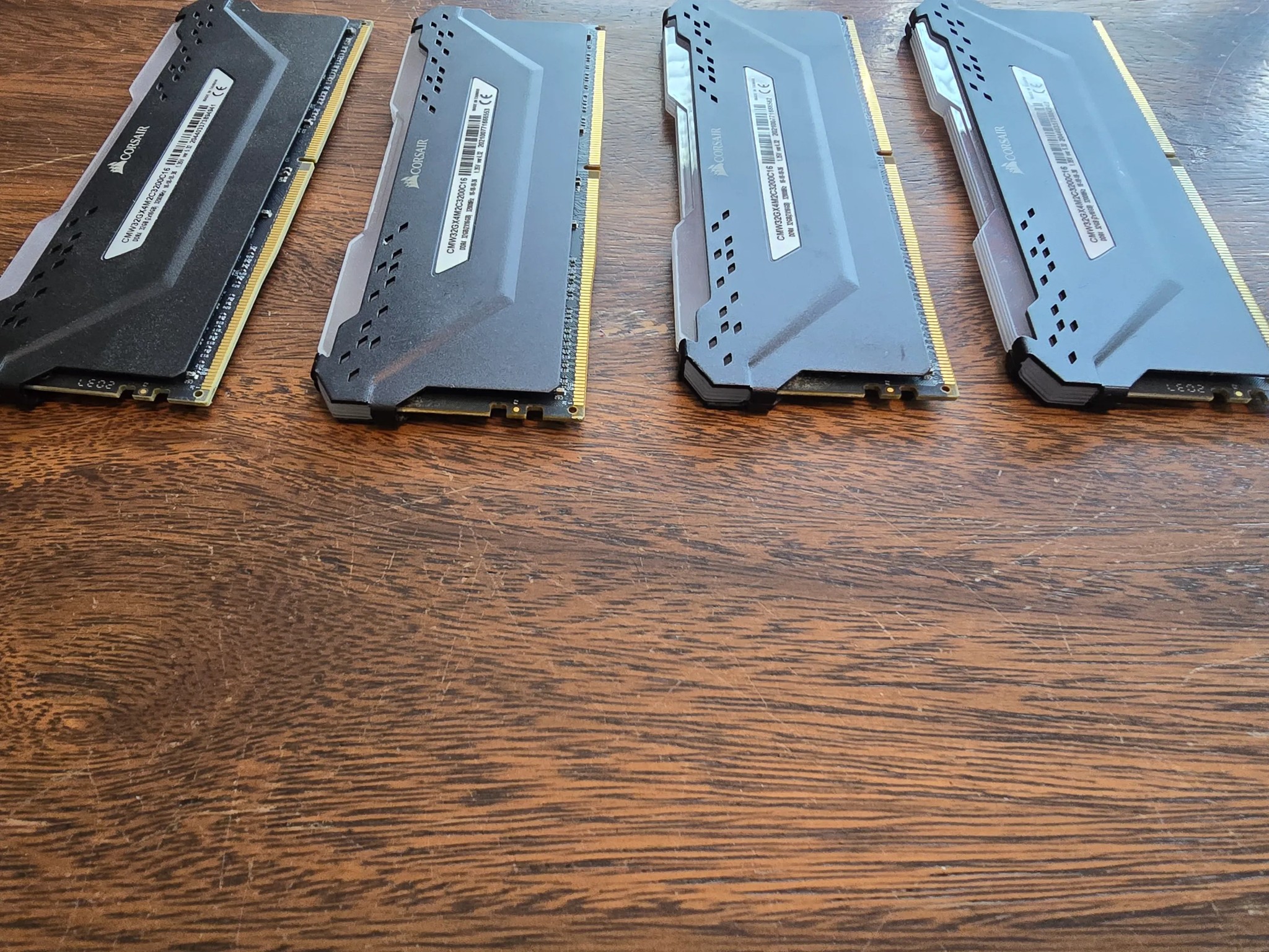 Corsair CMW64GX4M4C3200C16 Vengeance Pro 64GB DDR4 3200MHz RAM