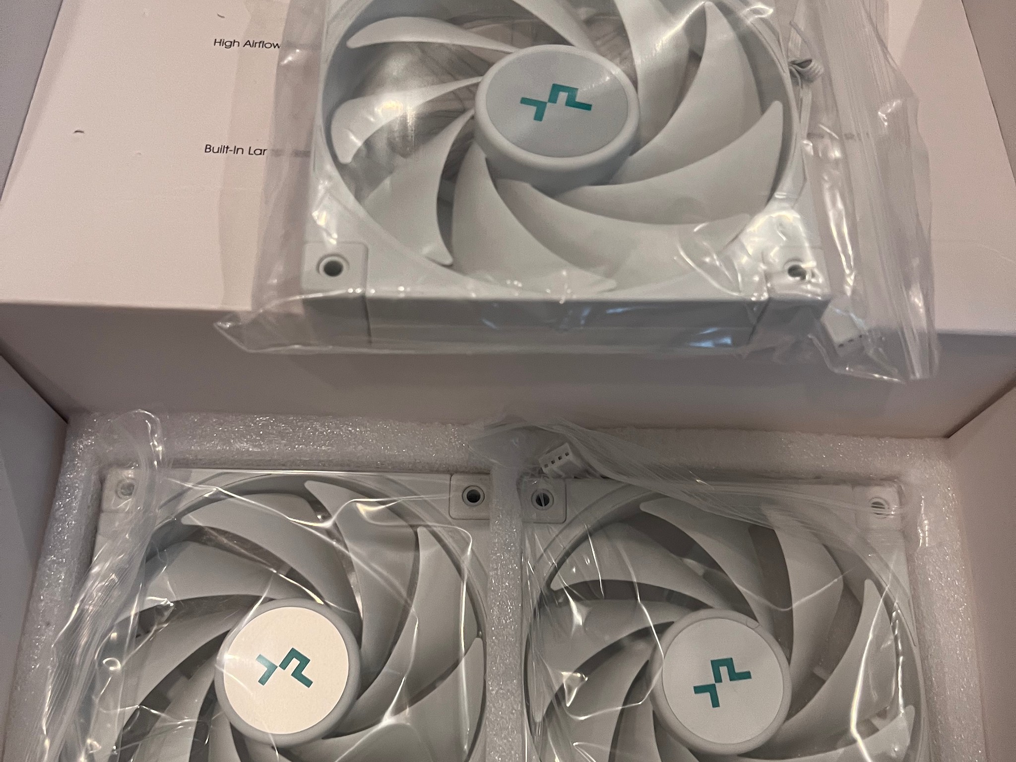 5 Deepcool FK120 white edition