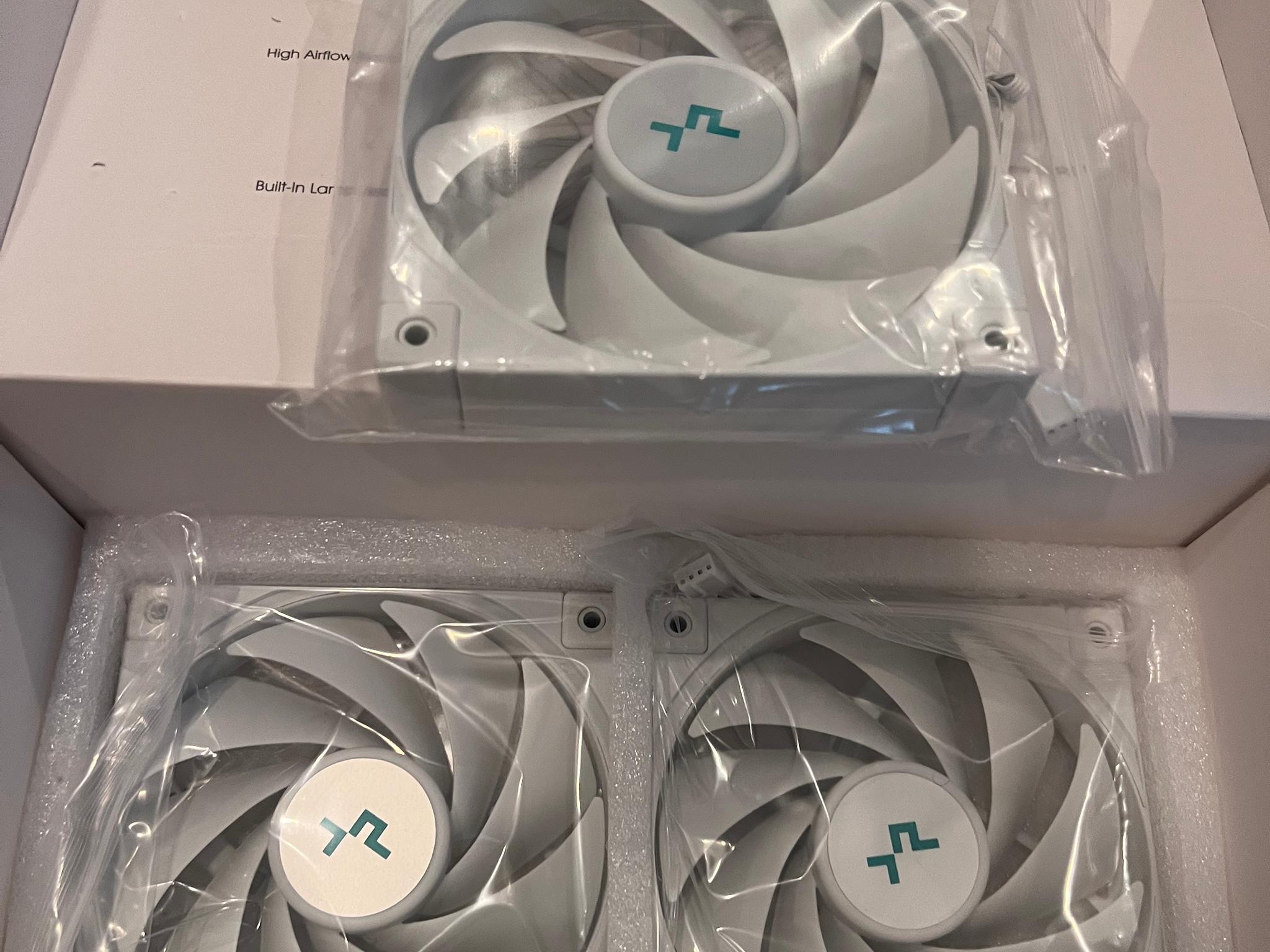 5 Deepcool FK120 white edition