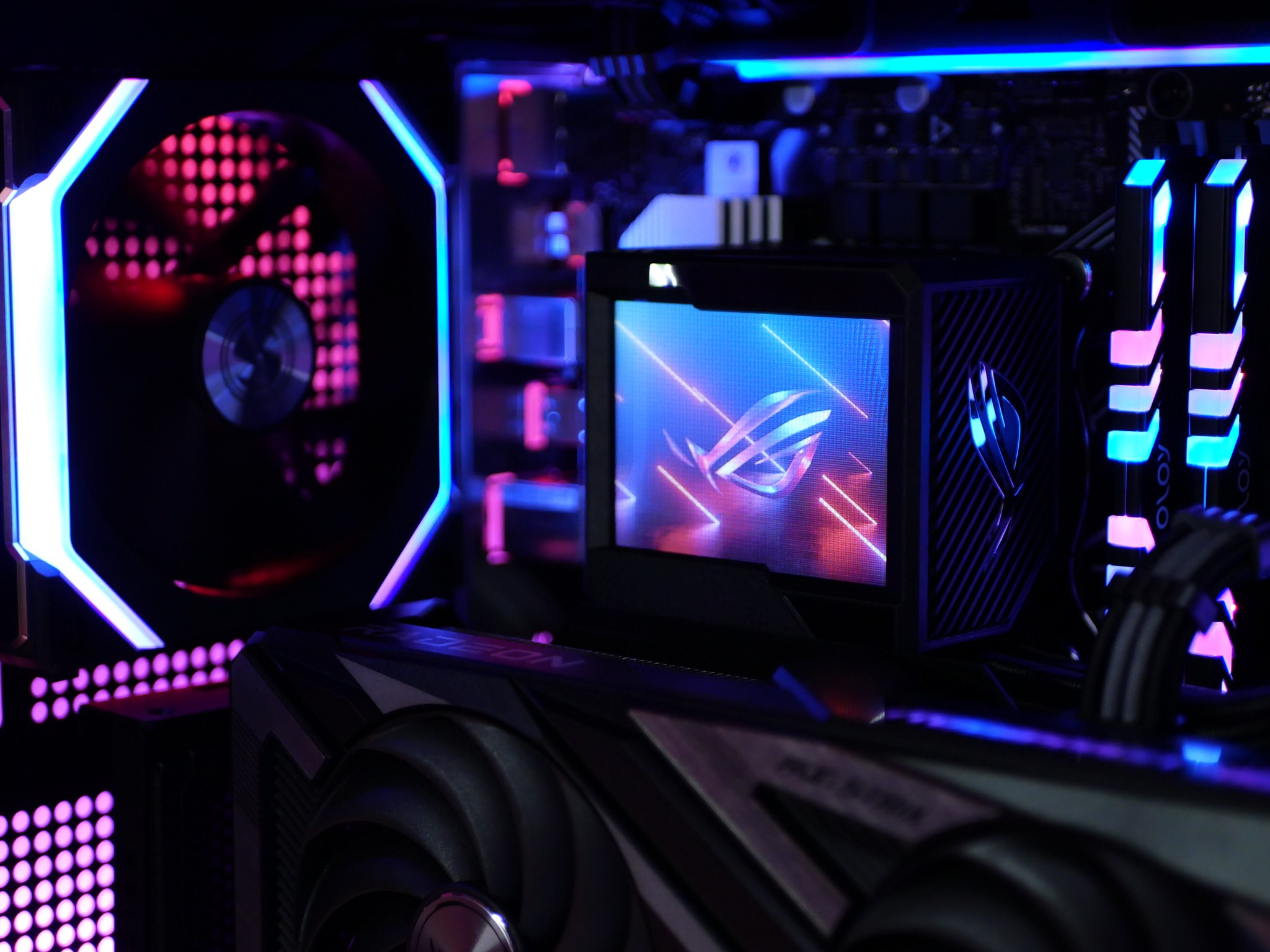 STRIX | I5 12600KF, RX 7600, 32GB RAM, 1TB nvme Gaming PC