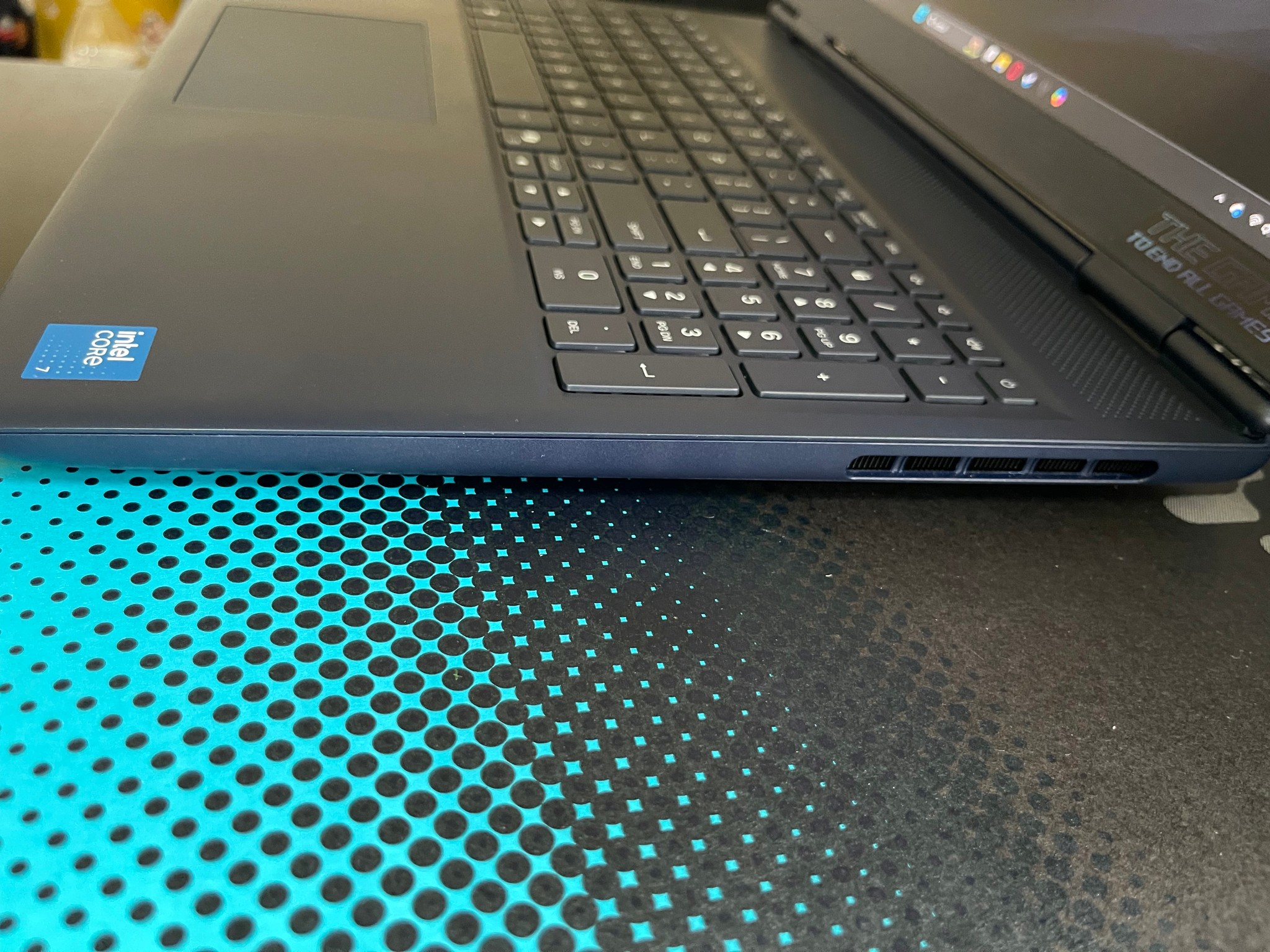 🛸👽Alienware Aurora 16 Gaming laptop/ RTX 5060/ I7 240h/ 16gb DDR5/ 1Tb. READ