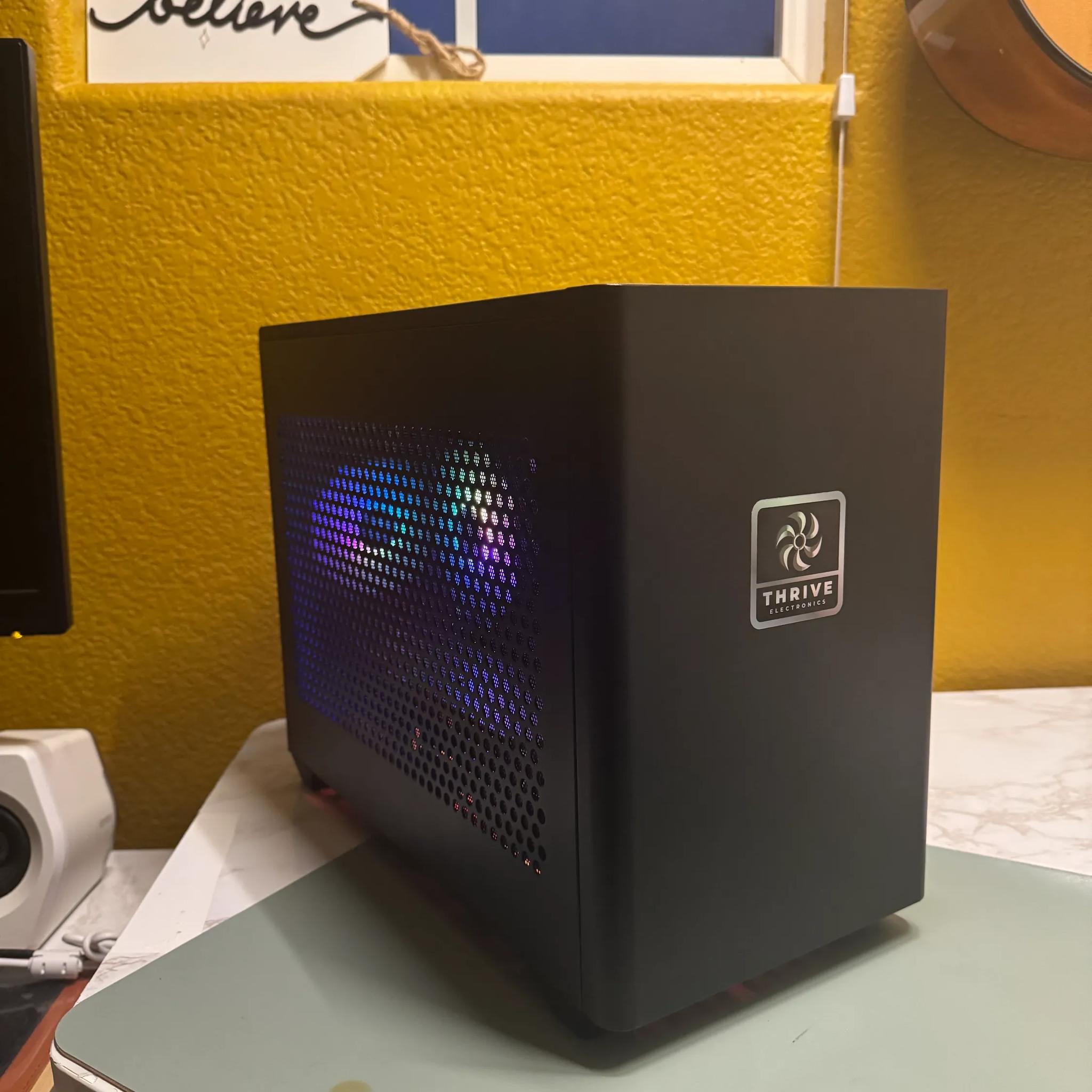 Mini-ITX RTX 2080 Ti Build | Ryzen 7 3800X | 32GB DDR4 RAM | 2TB NVMe | Cooler Master NR200