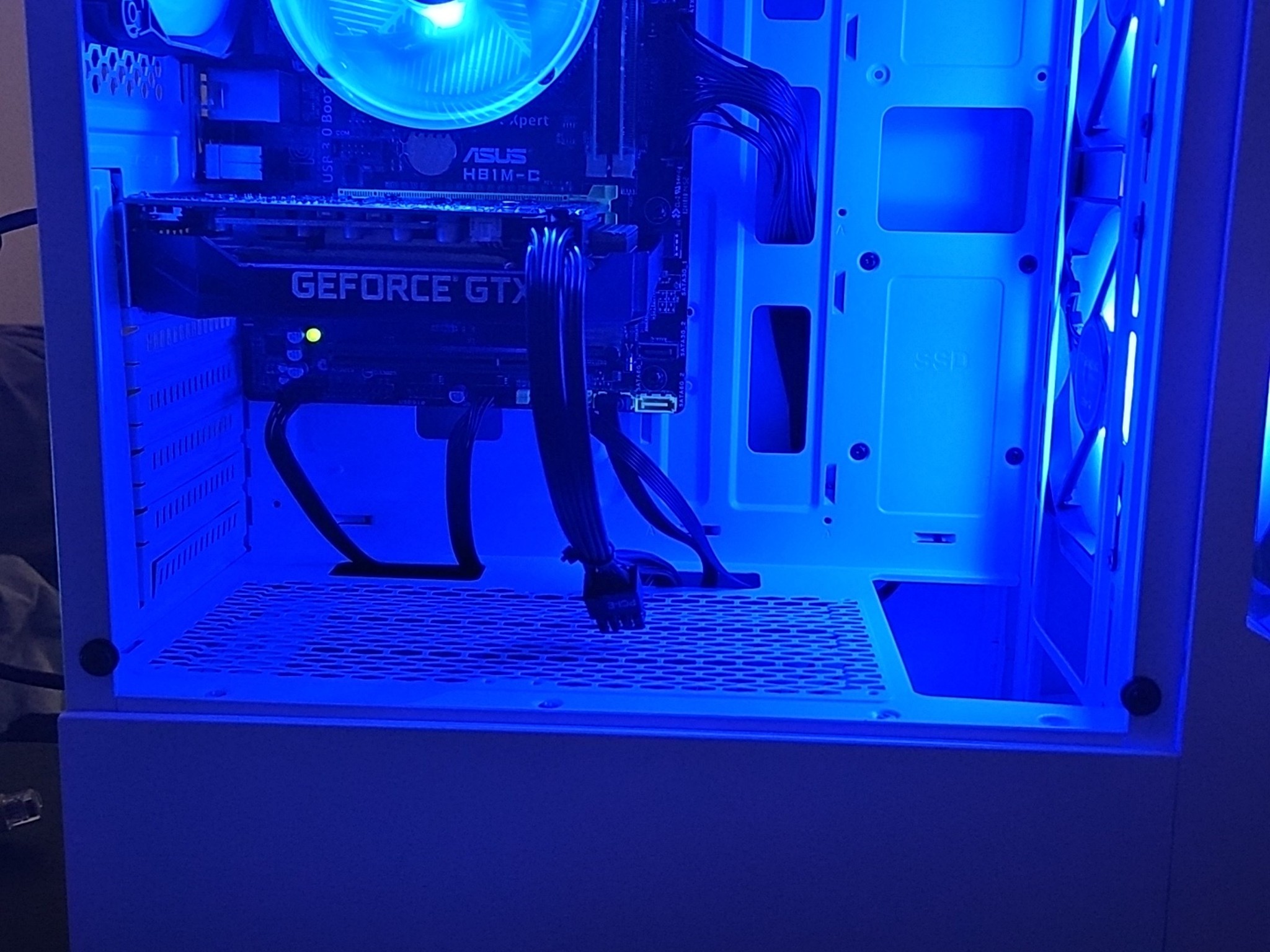 I7 GTX 1660 super 1080p gaming pc