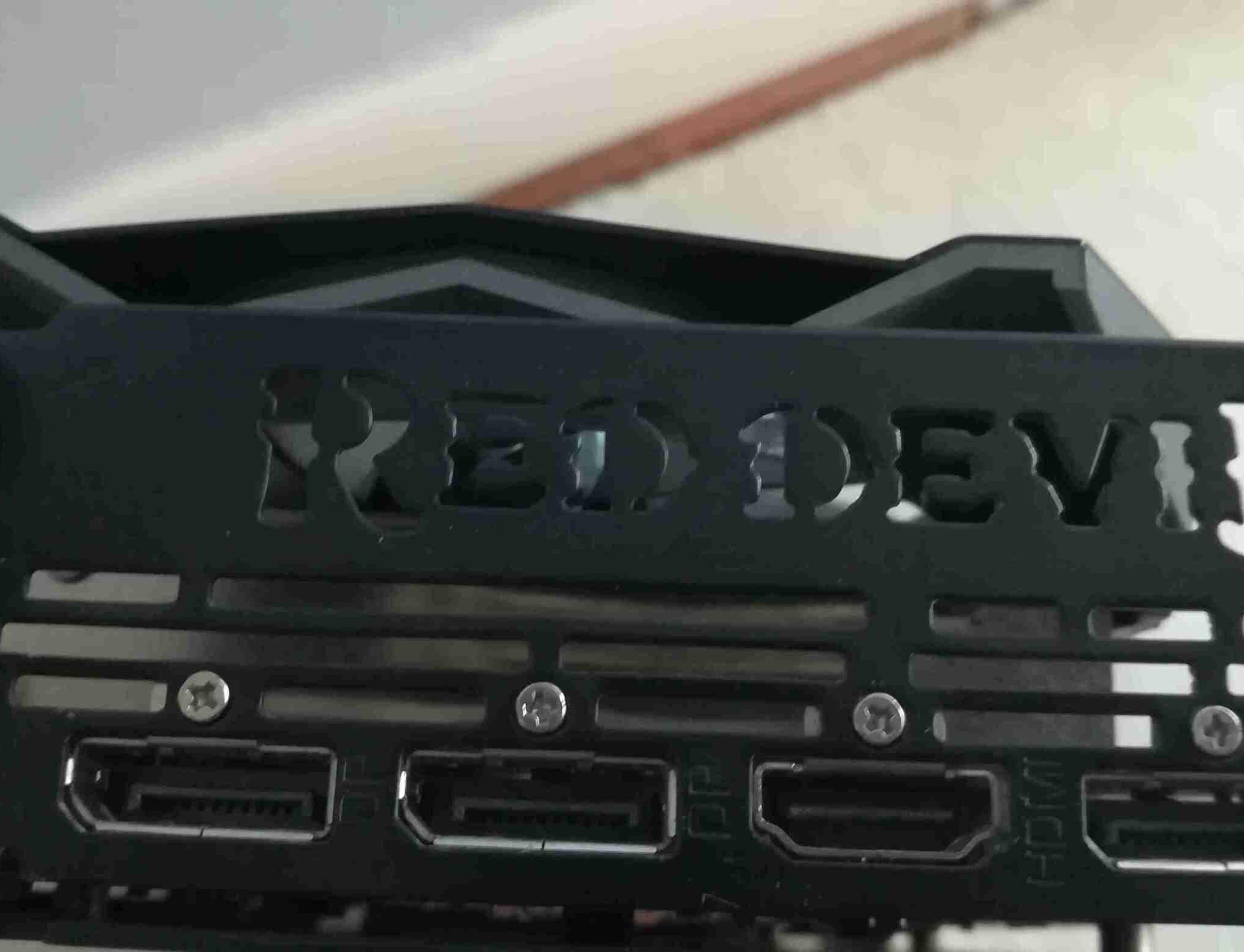 Red Devil - 5700XT 8GB