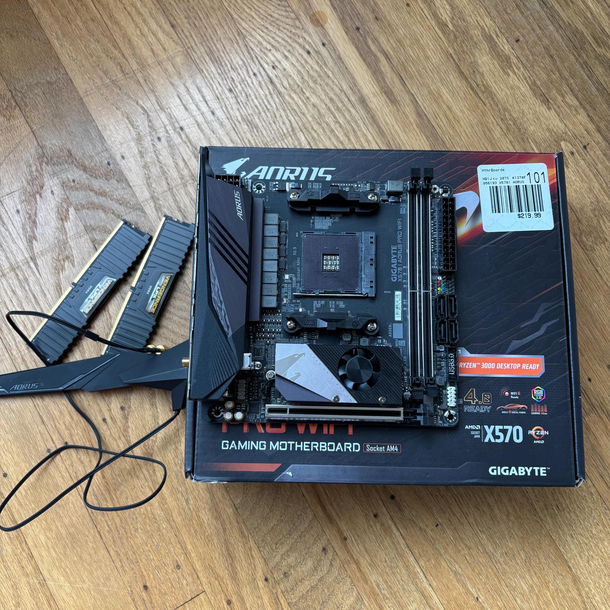 Aorus x570 WiFi ITX Mobo with 32GB DDR4 COMBO