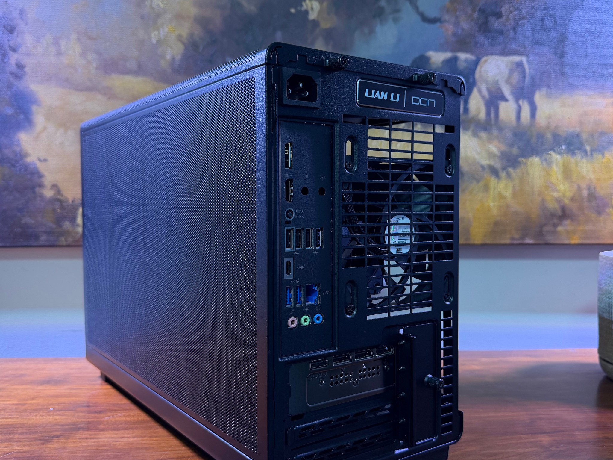 RTX 5070 Ti | Ryzen 7 7800X3D | 32GB DDR5-6000 | B650M | 2TB NVMe | 3DHP Air Cooler | 750W PSU