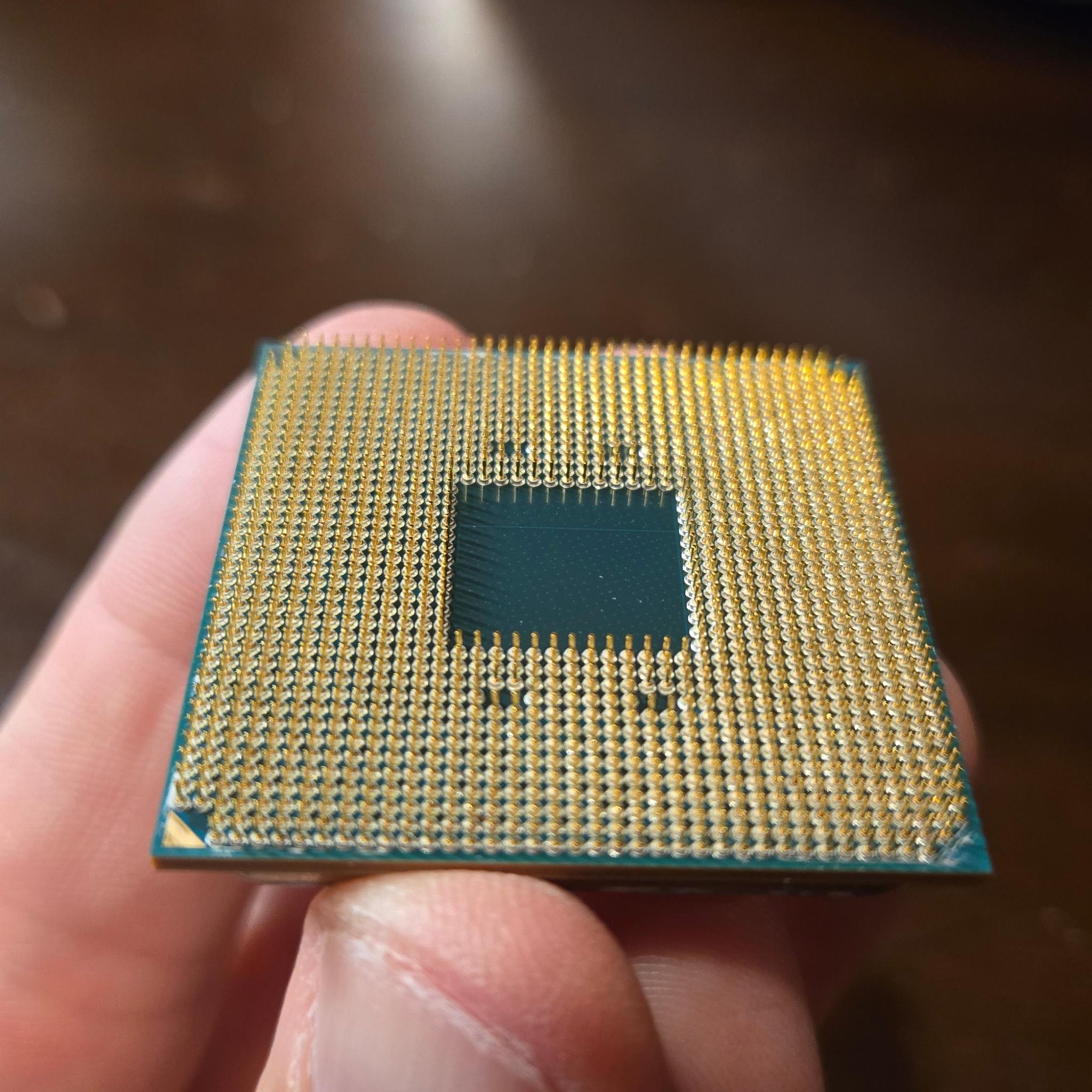 AMD Ryzen 5 3600X | AM4 | 6c 12t | 3.8ghz base, 4.4ghz boost | 95W