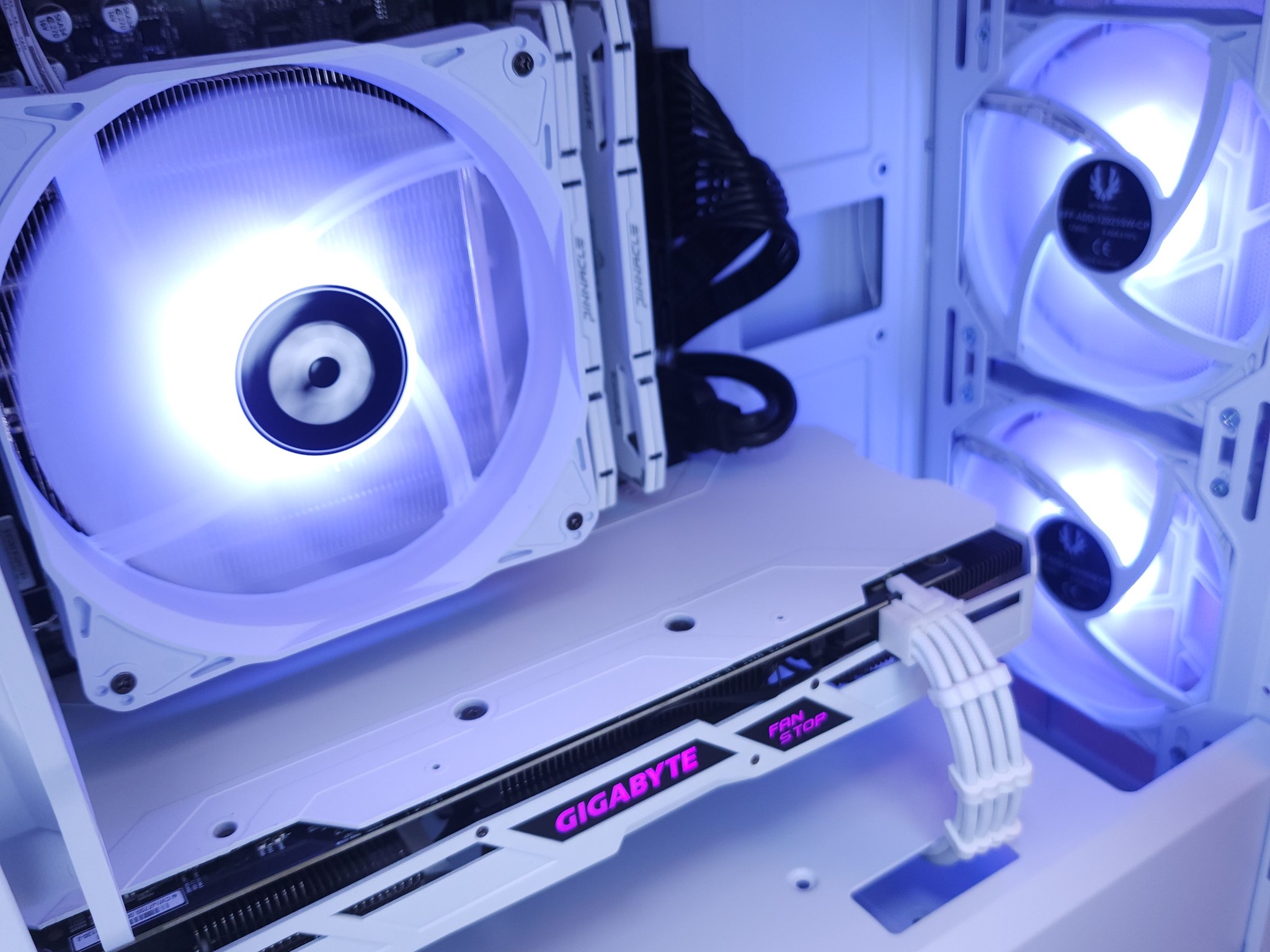 💜🤍GTX 1060 // Core i3 10100F // 16GB 3200MHz // 1TB NVMe Gen 3