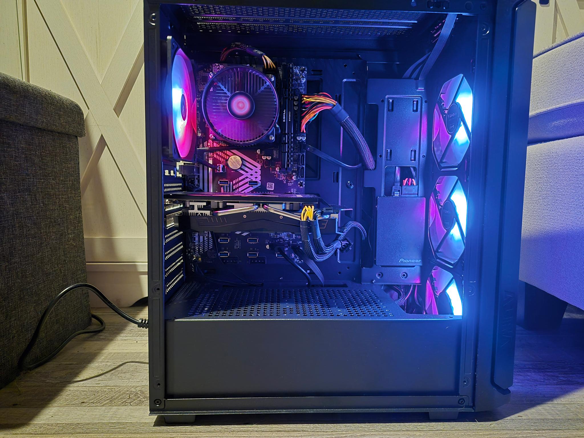 i5-7th Gen, RX 580 8GB 2048SP, 16GB RAM, 512GB SSD, Win10