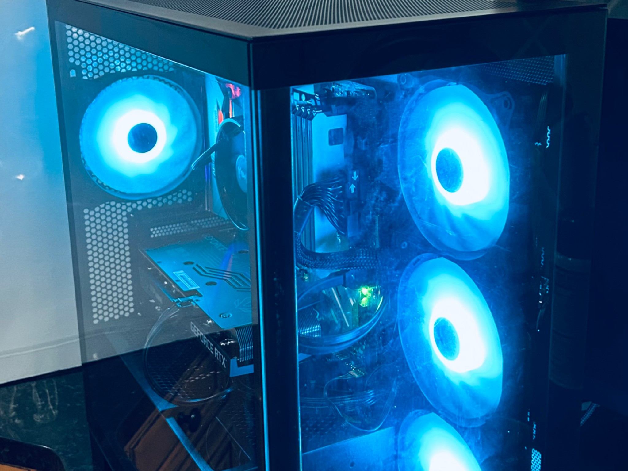 Dark Steel Legend - 5700x3d plus 3060