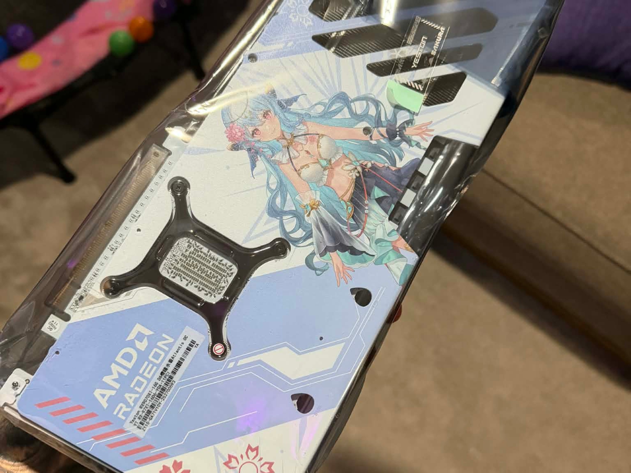 Yeston RX 9070 XT Sakura Atlantis