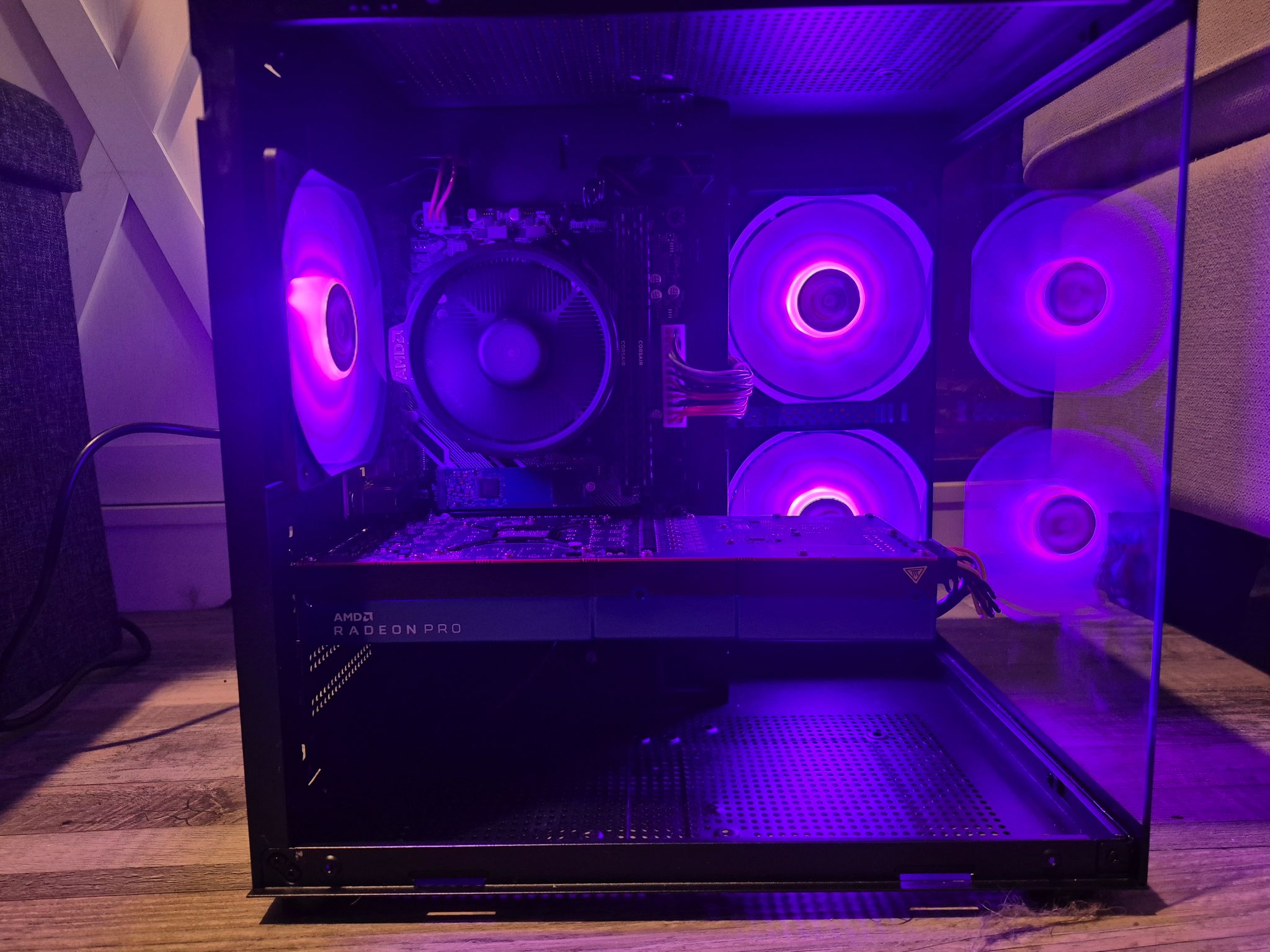 Price to Performance AMD | Ryzen 5 2600, 16GB RAM, Radeon W5700 Pro 8GB, 480GB M.2