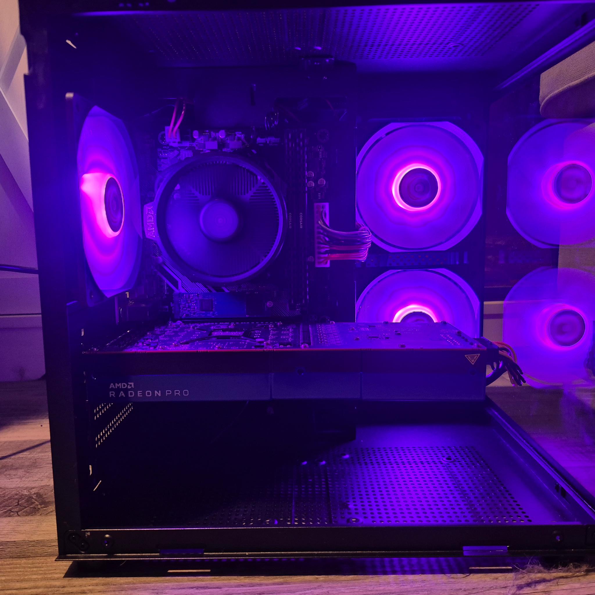 Price to Performance AMD | Ryzen 5 2600, 16GB RAM, Radeon W5700 Pro 8GB, 480GB M.2