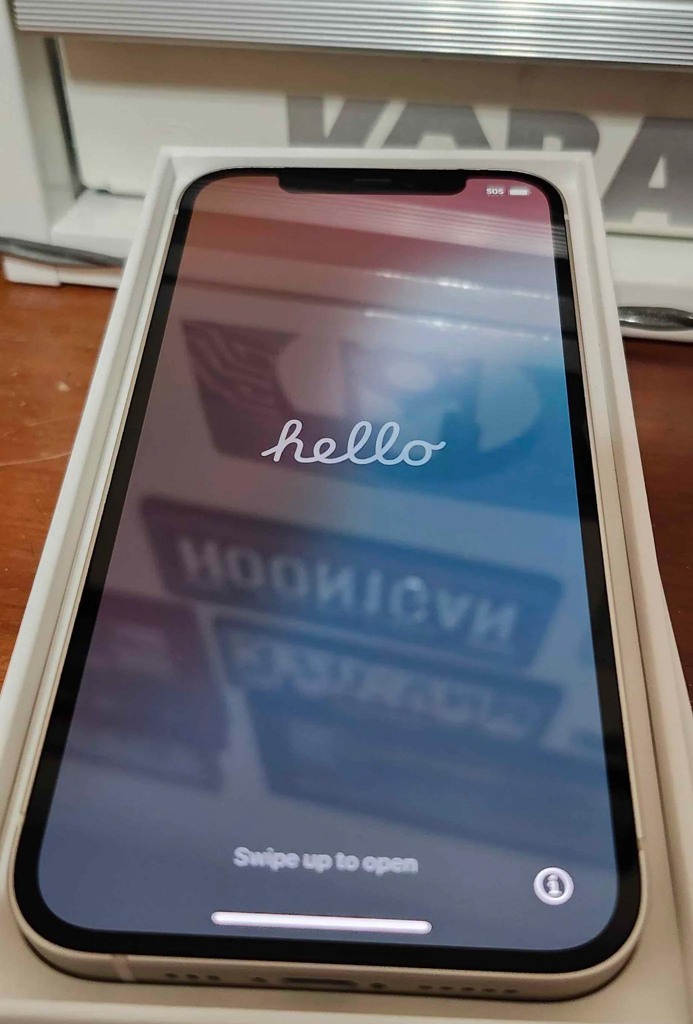 Iphone 12 White (Unlocked)
