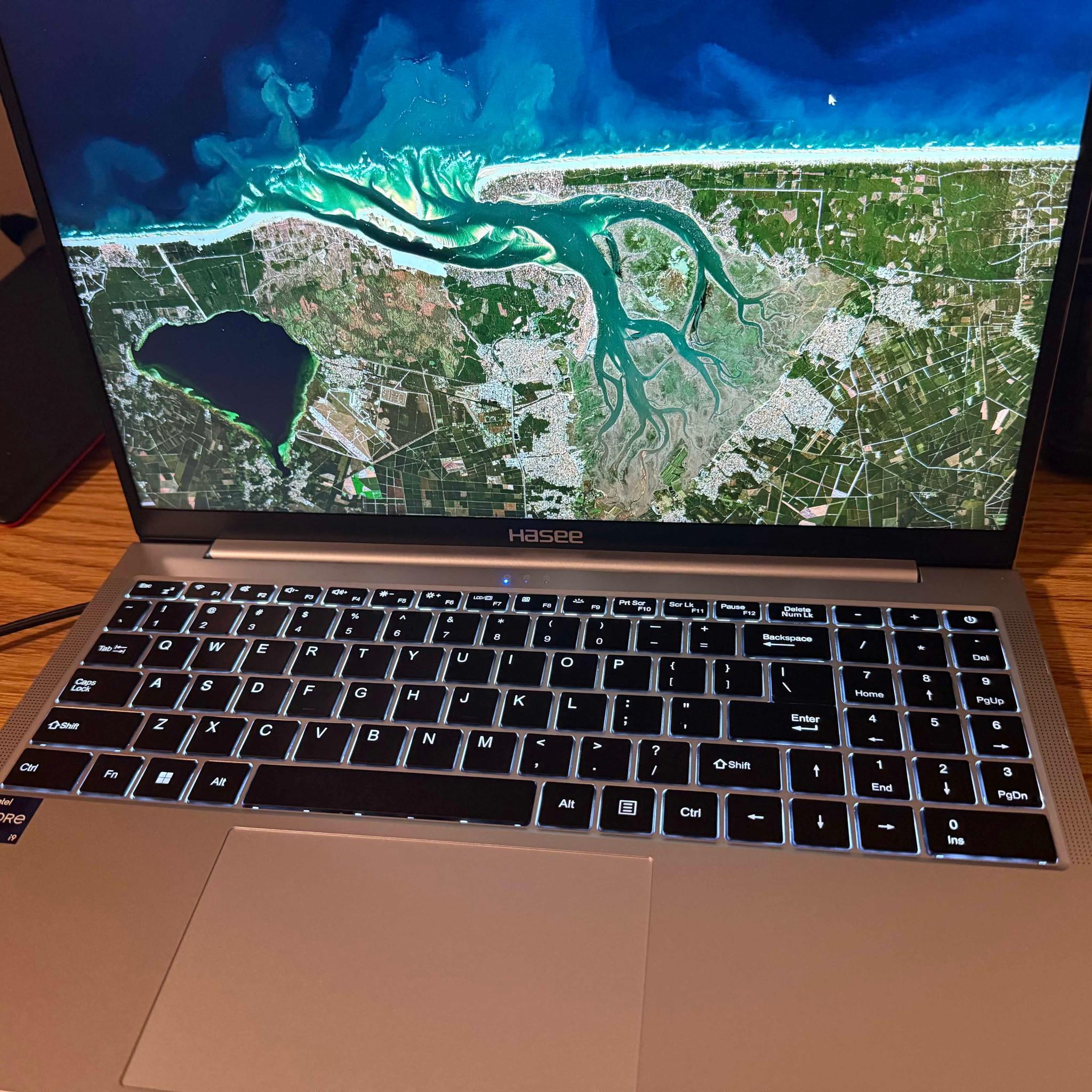 Hasee X5 15.6" Intel Core i9-12900H Laptop