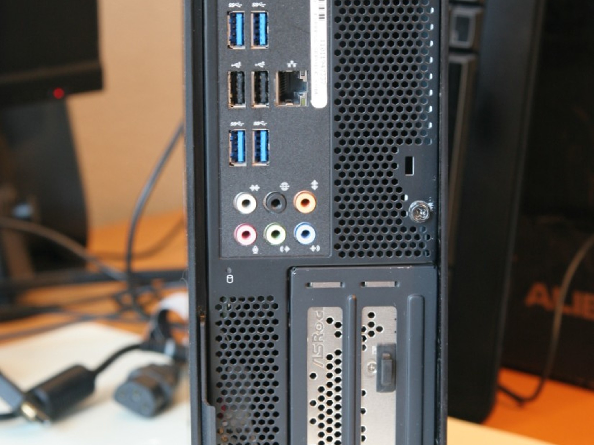 Alienware X51 R2 Starter Gaming PC - NEW Radeon RX 6400 Graphics Card (equivalent to a GTX 1650)