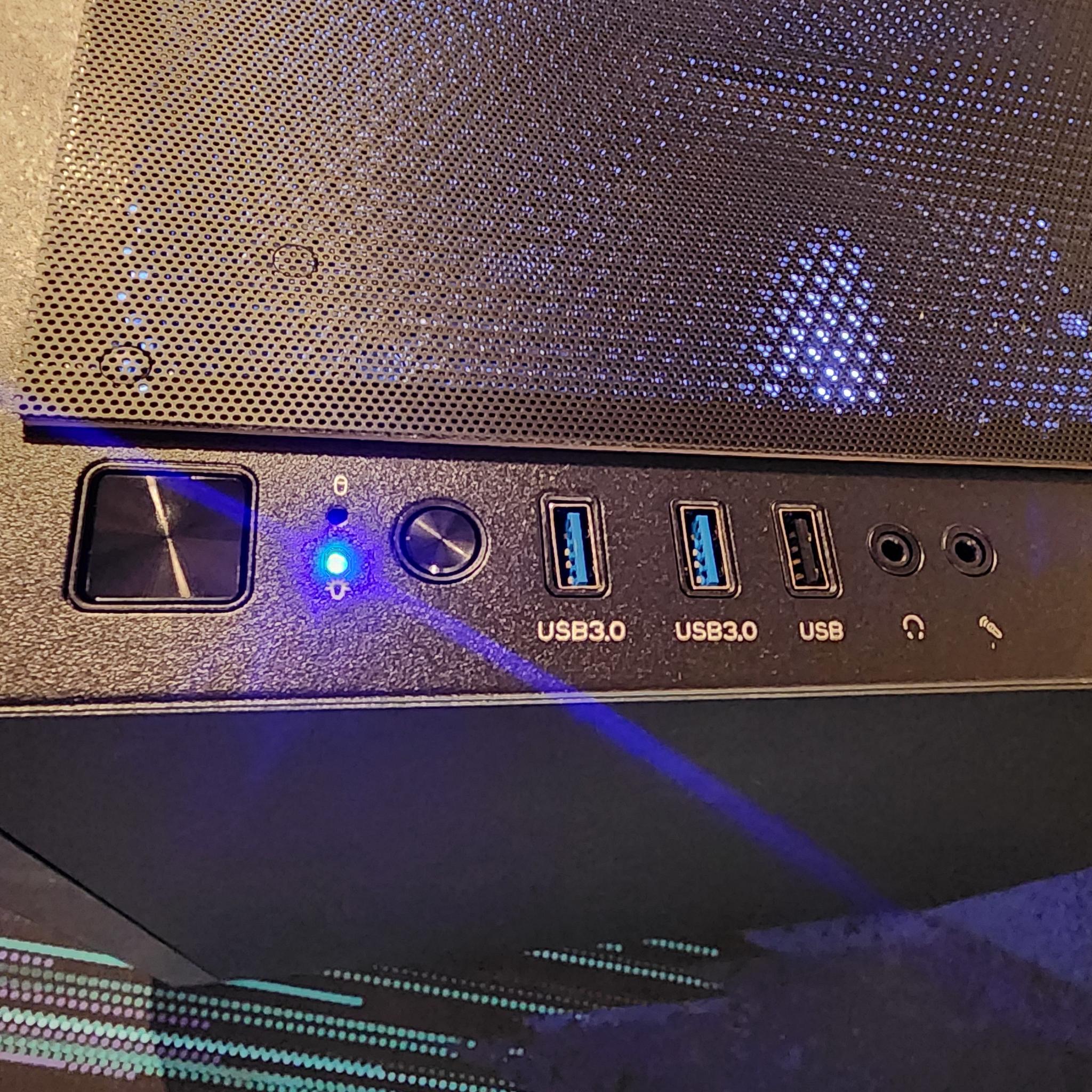 Nvidia RTX 2080 / AMD Ryzen 5 5600 / 16GB DDR4 RAM / 1TB NVMe