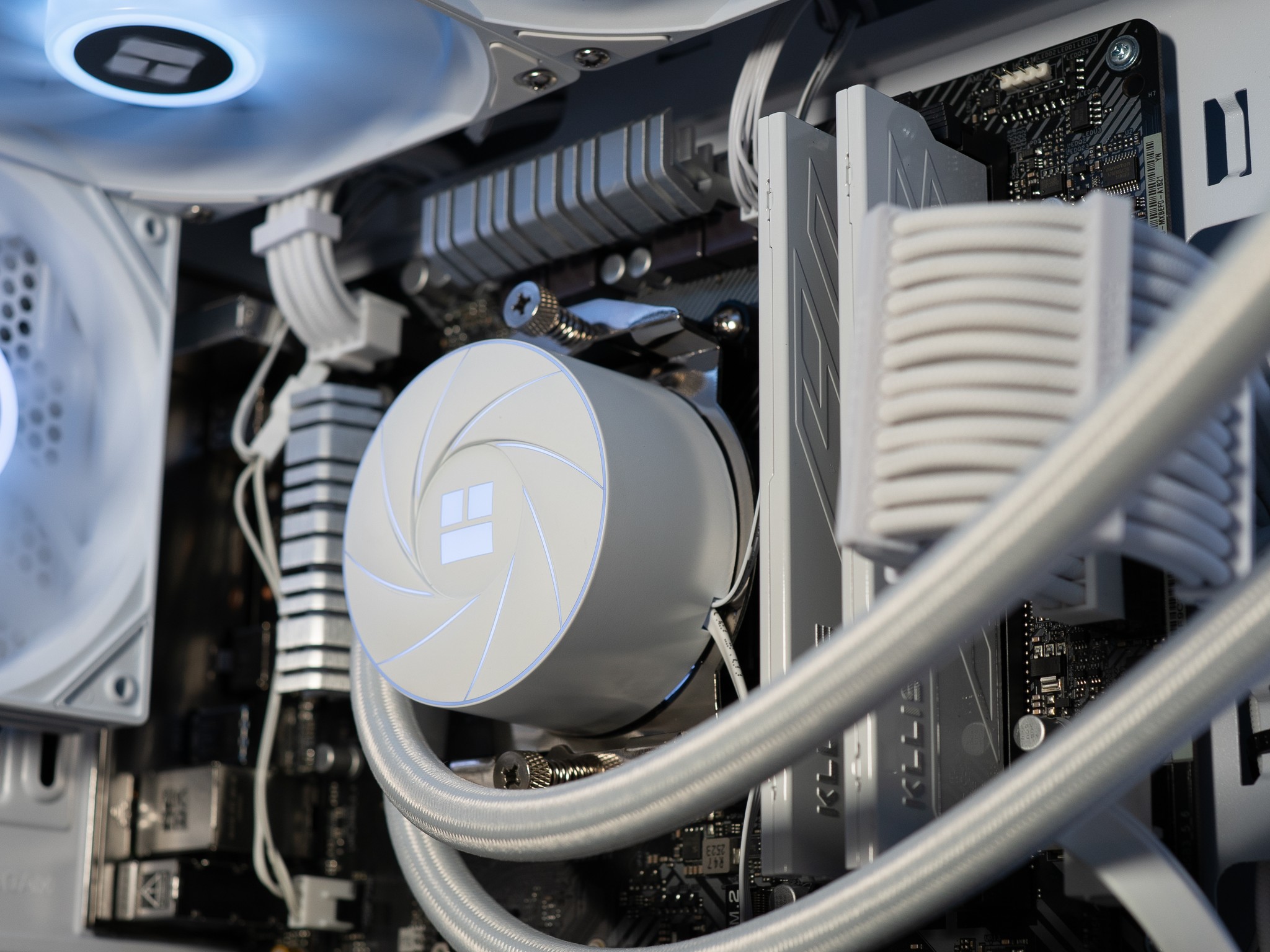 1440P Gaming PC | RYZEN 5 5500| RTX 3070 | 32GB RAM | 1TB SSD
