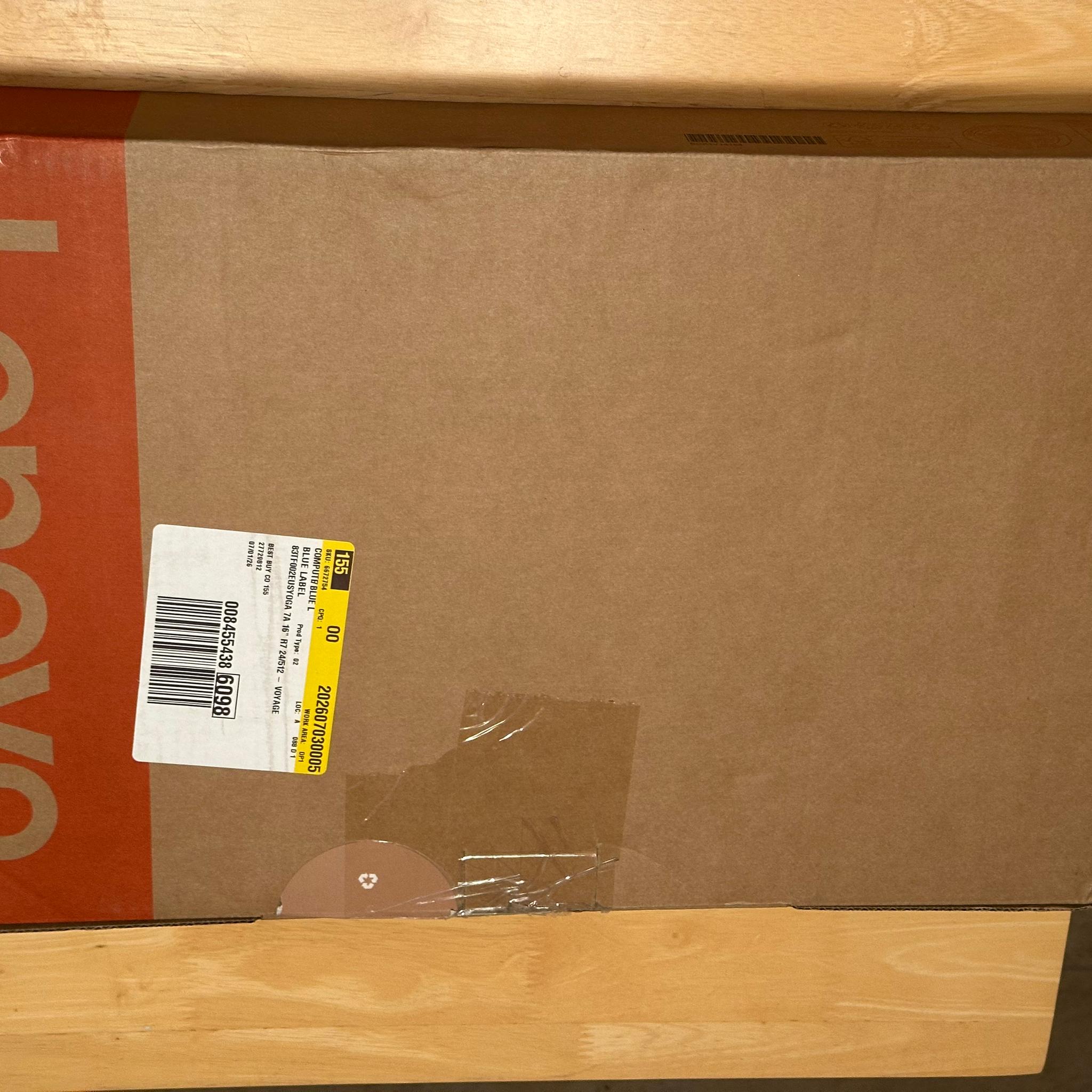 New Lenovo Yoga OLED 16" 7a 2-in-1 Touchscreen Laptop - AMD Ryzen AI 7 445 - 24G RAM - 512GB SSD