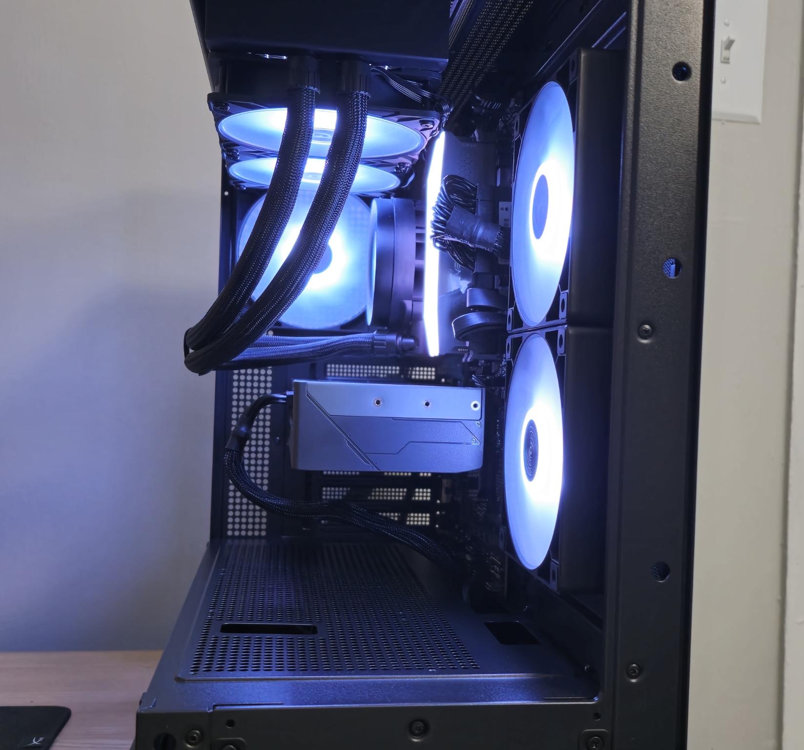 ⬛Onyx⬛ RTX 4070 Super ⬛ Ryzen 7 7700X ⬛ 32GB DDR5-6000 ⬛ 2 TB SSD