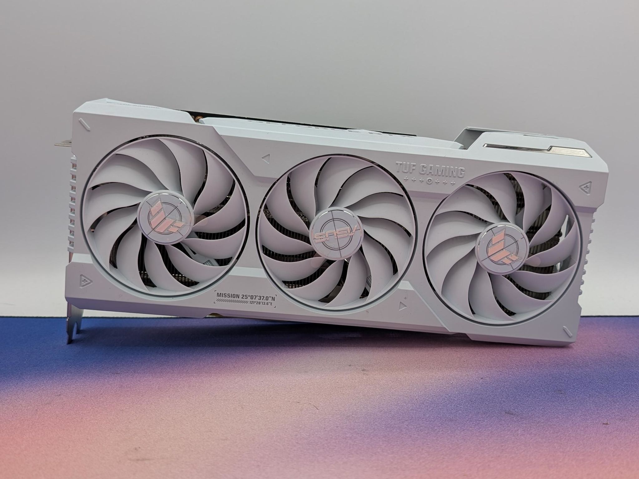 Asus TUF Gaming OC White Edition RTX 4070Ti Super