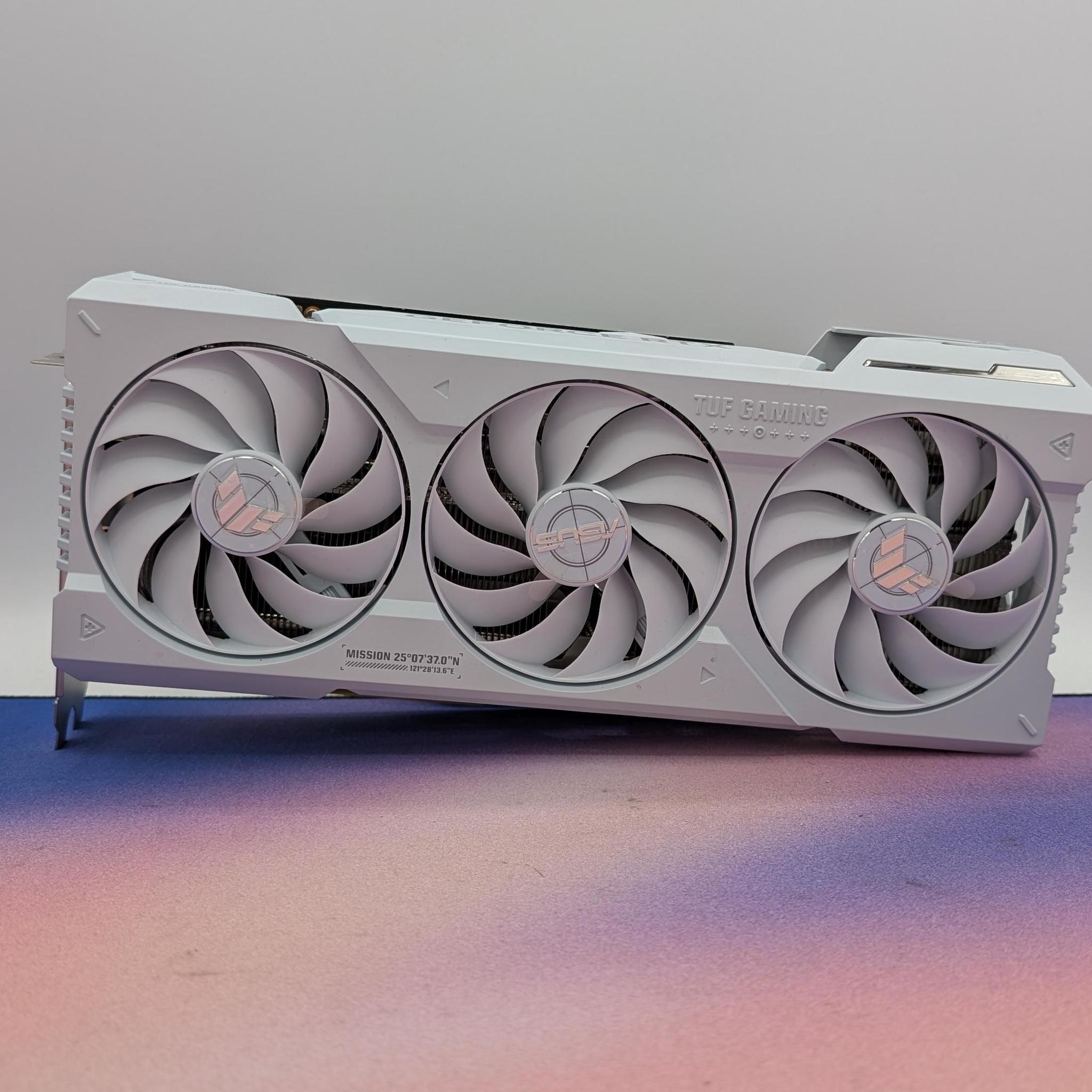 Asus TUF Gaming OC White Edition RTX 4070Ti Super