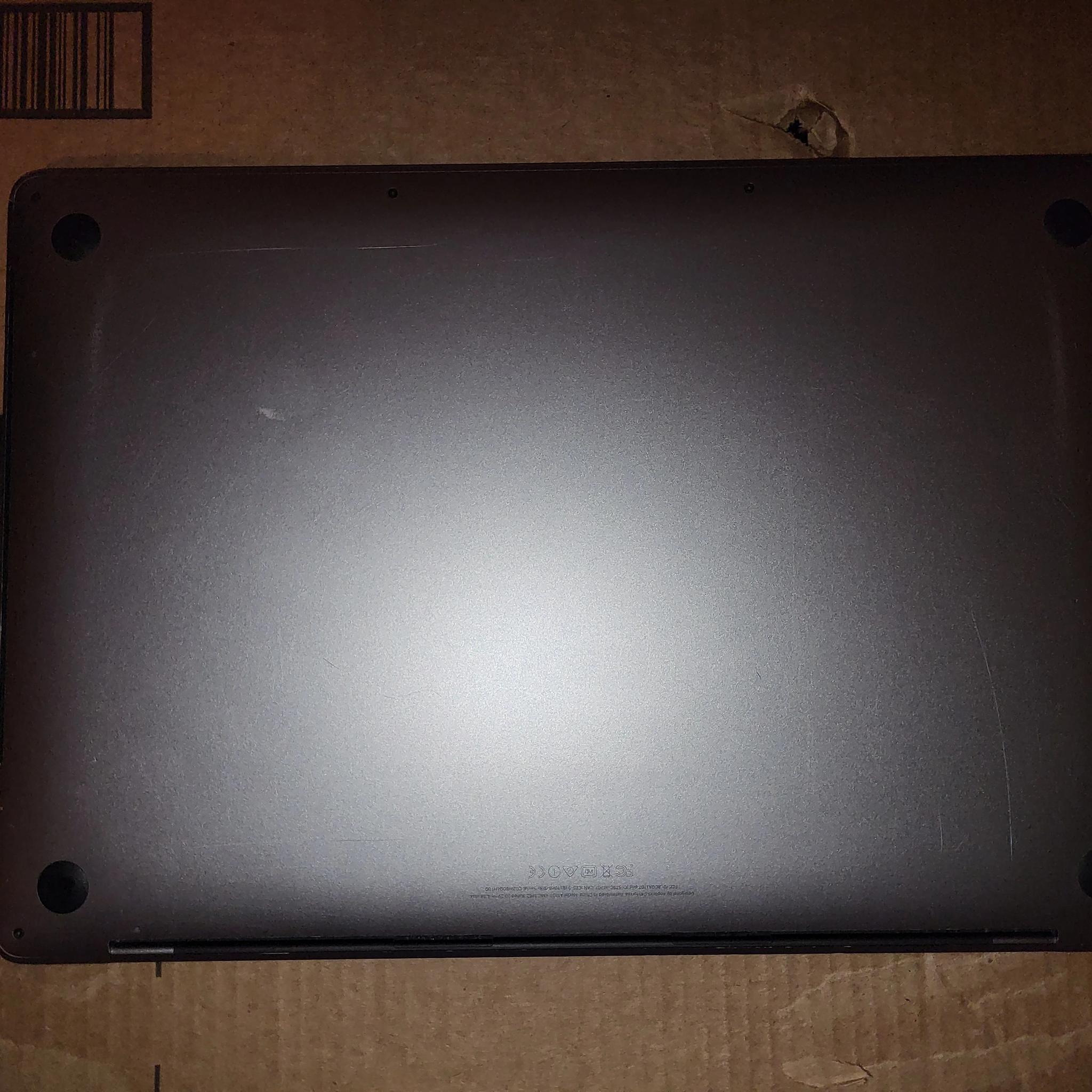2017 Macbook Pro Good Condition Finger print reader not working