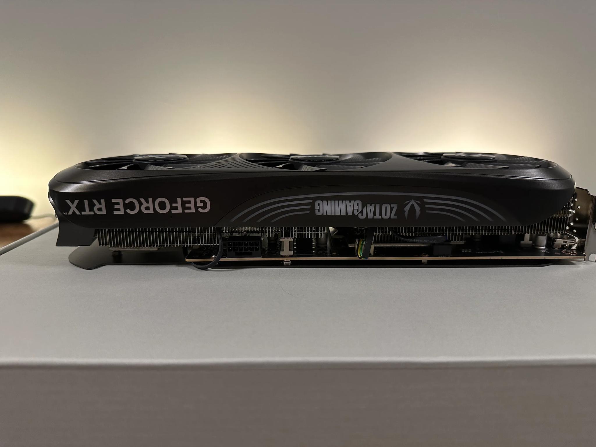 ZOTAC GAMING GeForce RTX 4080 SUPER AMP 16GB GDDR6X - Used, Like New with Original Box