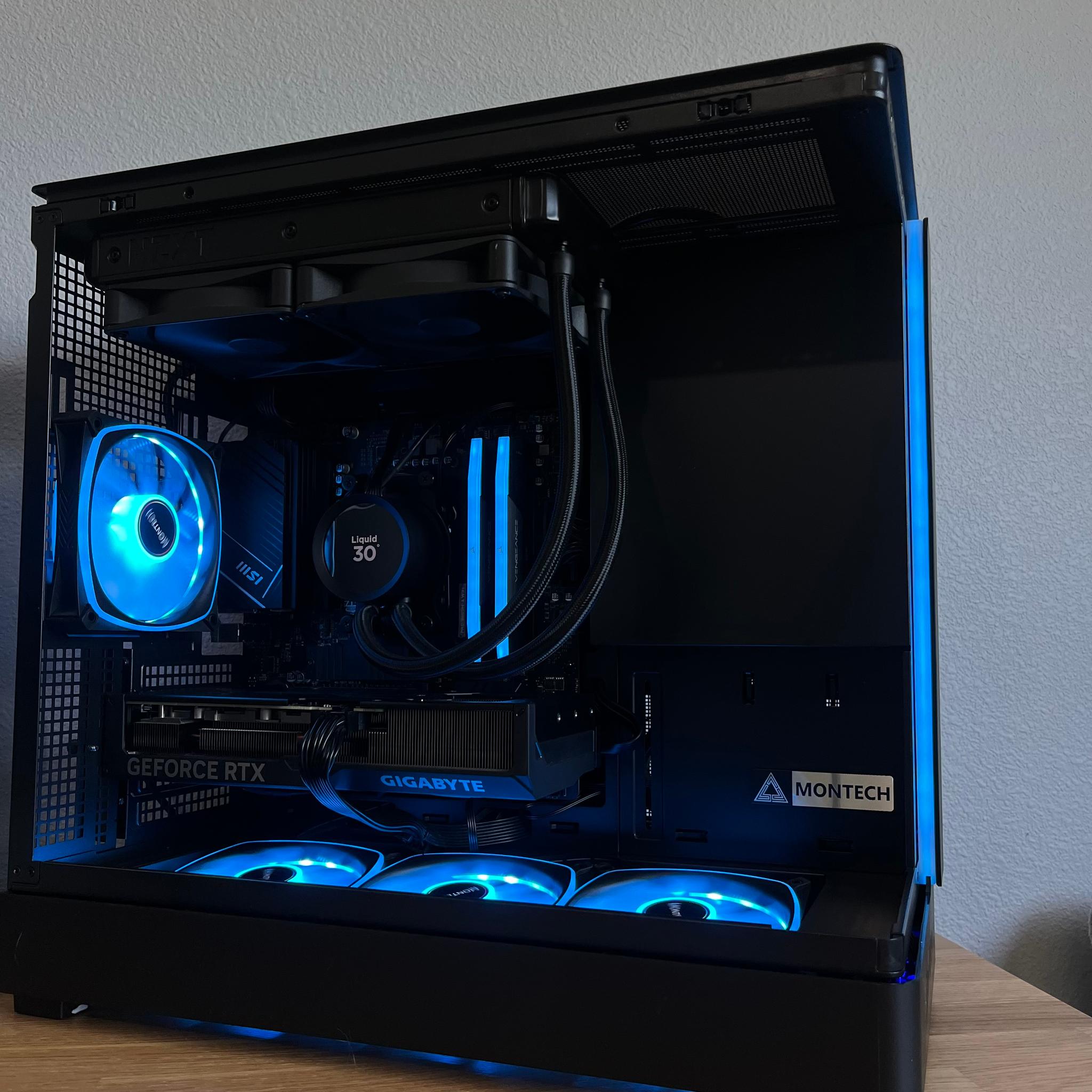 Gaming PC - RTX 4070 | 7600x | 32gb DDR5 | 1TB NVME