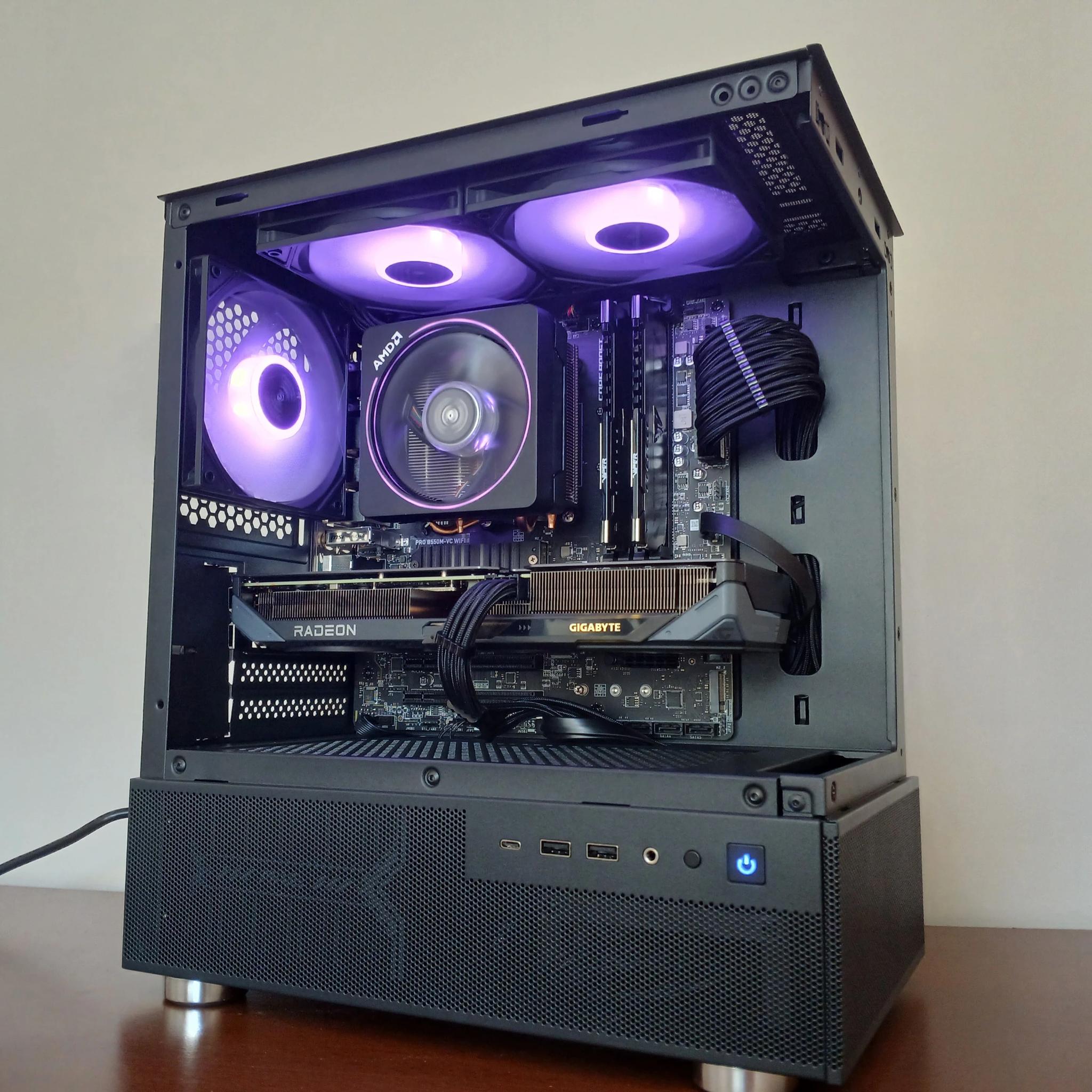 RX 9060XT 8GB | Ryzen 7 5800XT | 32GB RAM