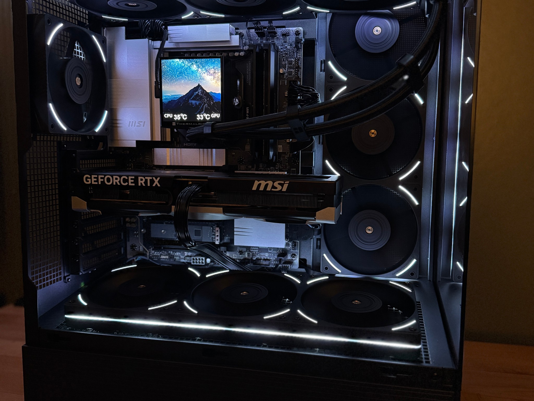 👨‍🚀Gaming PC | Ryzen 9900X, RTX 5070 Ti, 32GB DDR5 6000, 2TB Gen4 SSD, 1000W Thermaltake